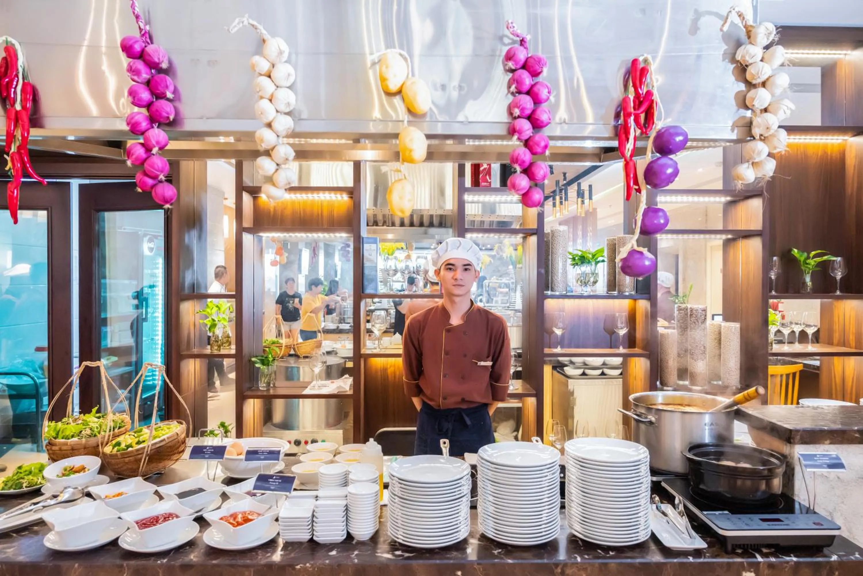 Restaurant/places to eat in Canvas Danang Beach Hotel