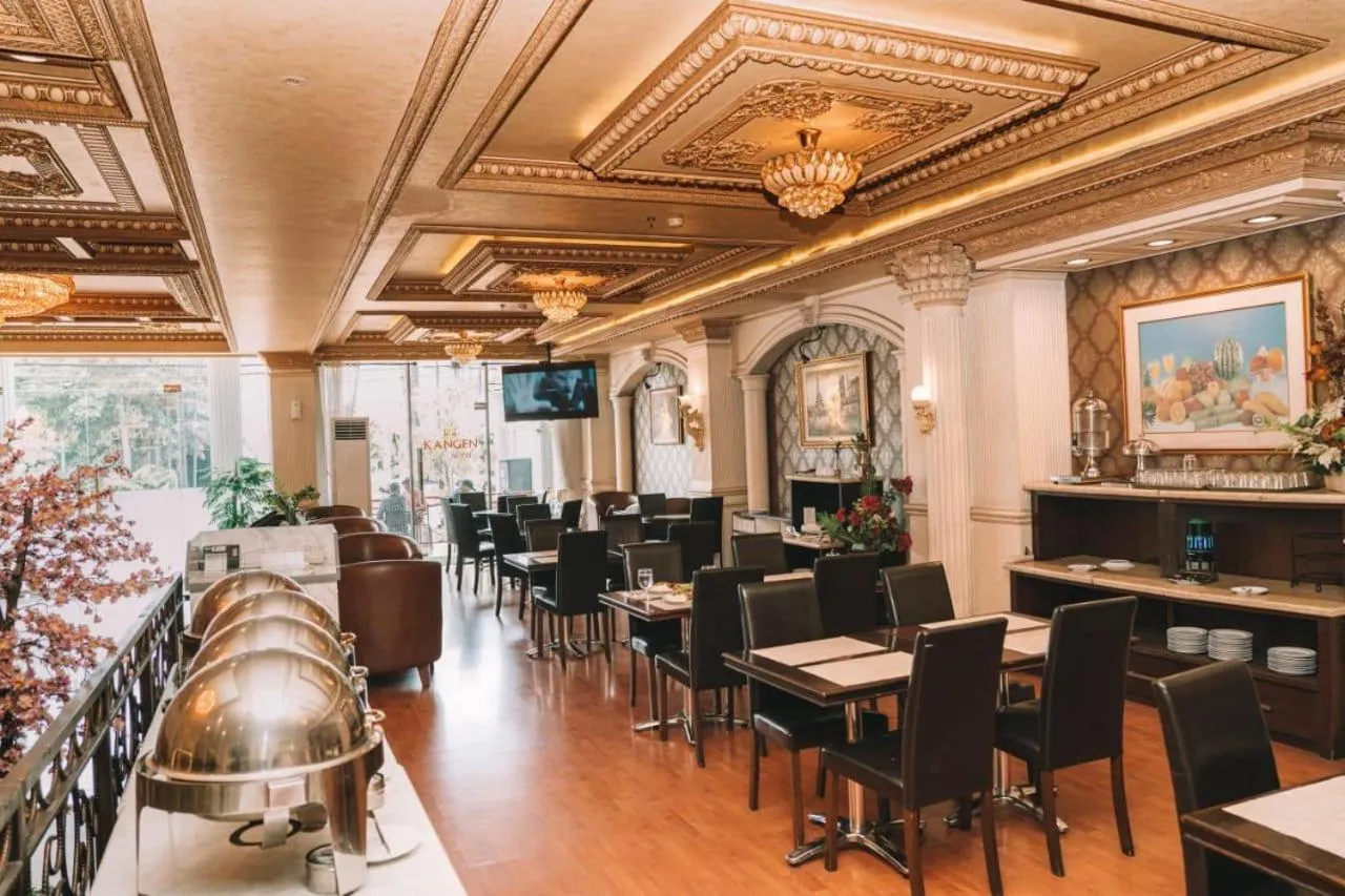 Restaurant/places to eat in Kangen Boutique Hotel