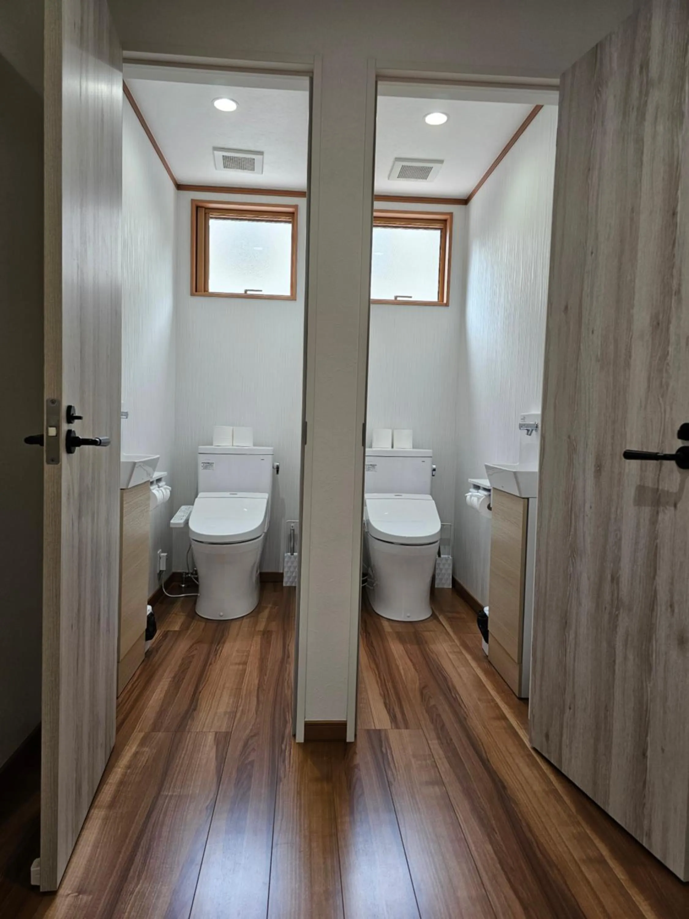 Toilet in Forest minami kawaguchiko