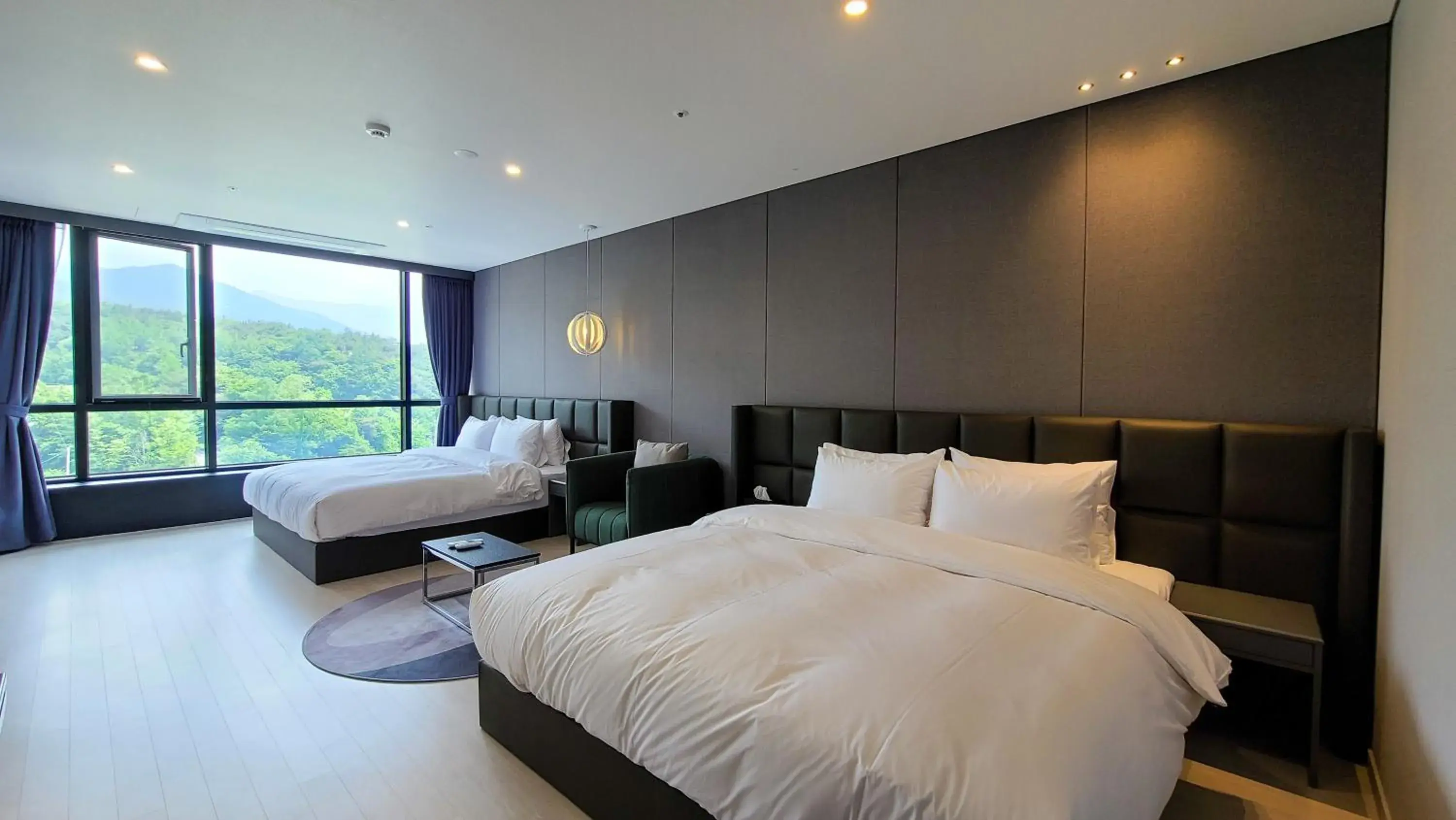 Superior King Suite in Hotel Ohevday Superior King Suite in Hotel Ohevday