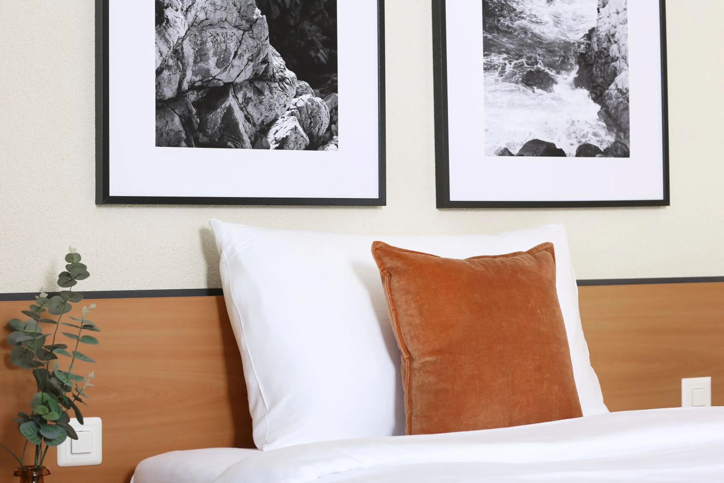 Bed in HOTEL ENGEL LIESTAL - Business & Lifestyle