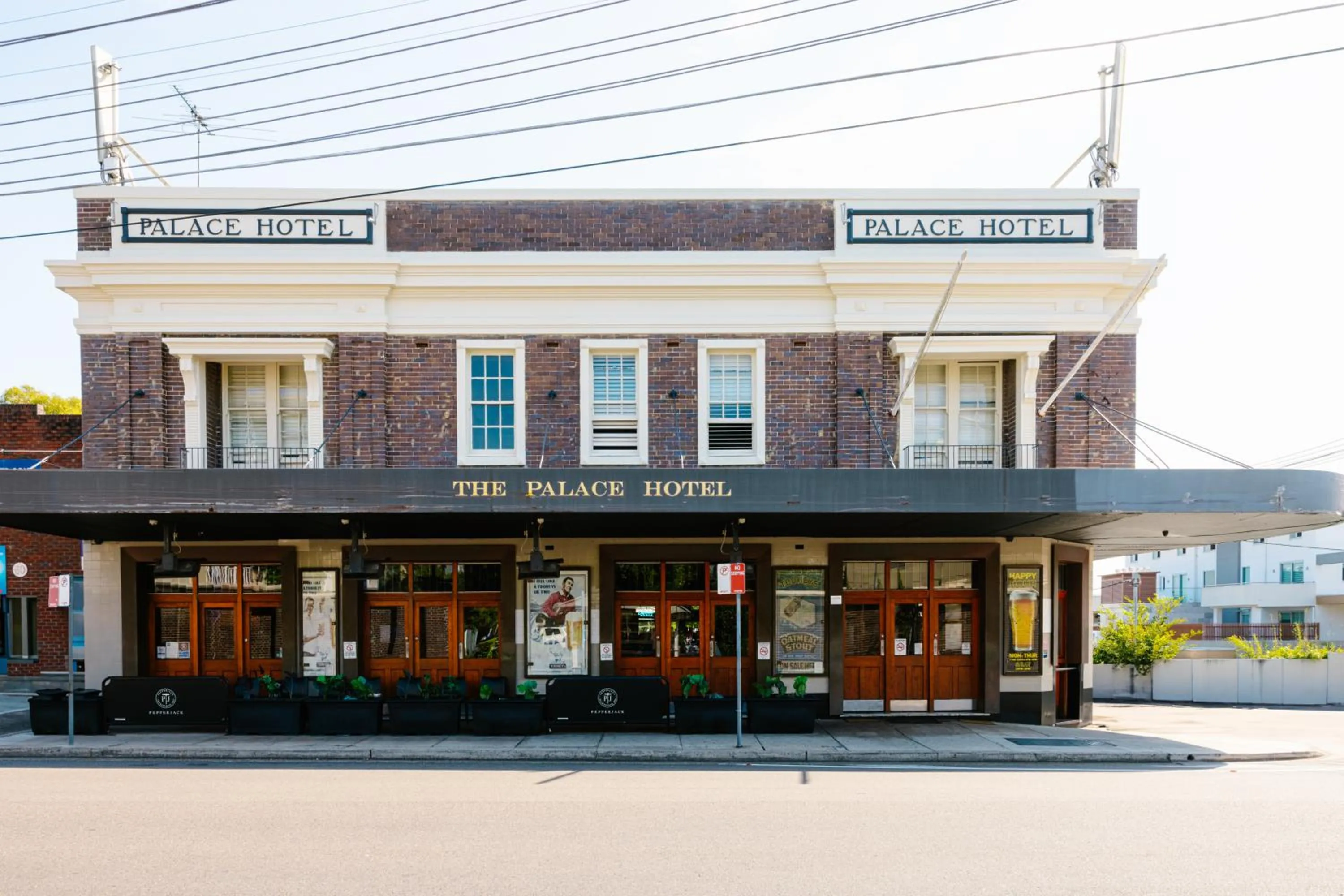 Property building in Palace Hotel Mortlake Sydney