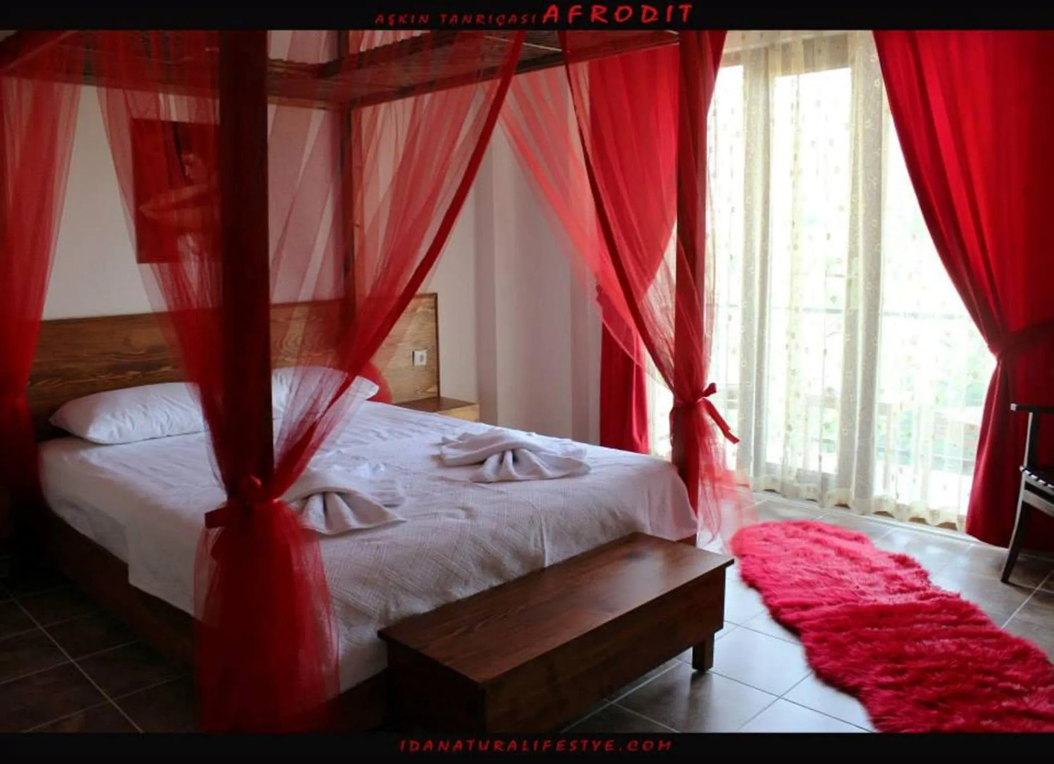 Decorative detail, Bed in Kazdaglari Ida Natura Bungalov Hotel