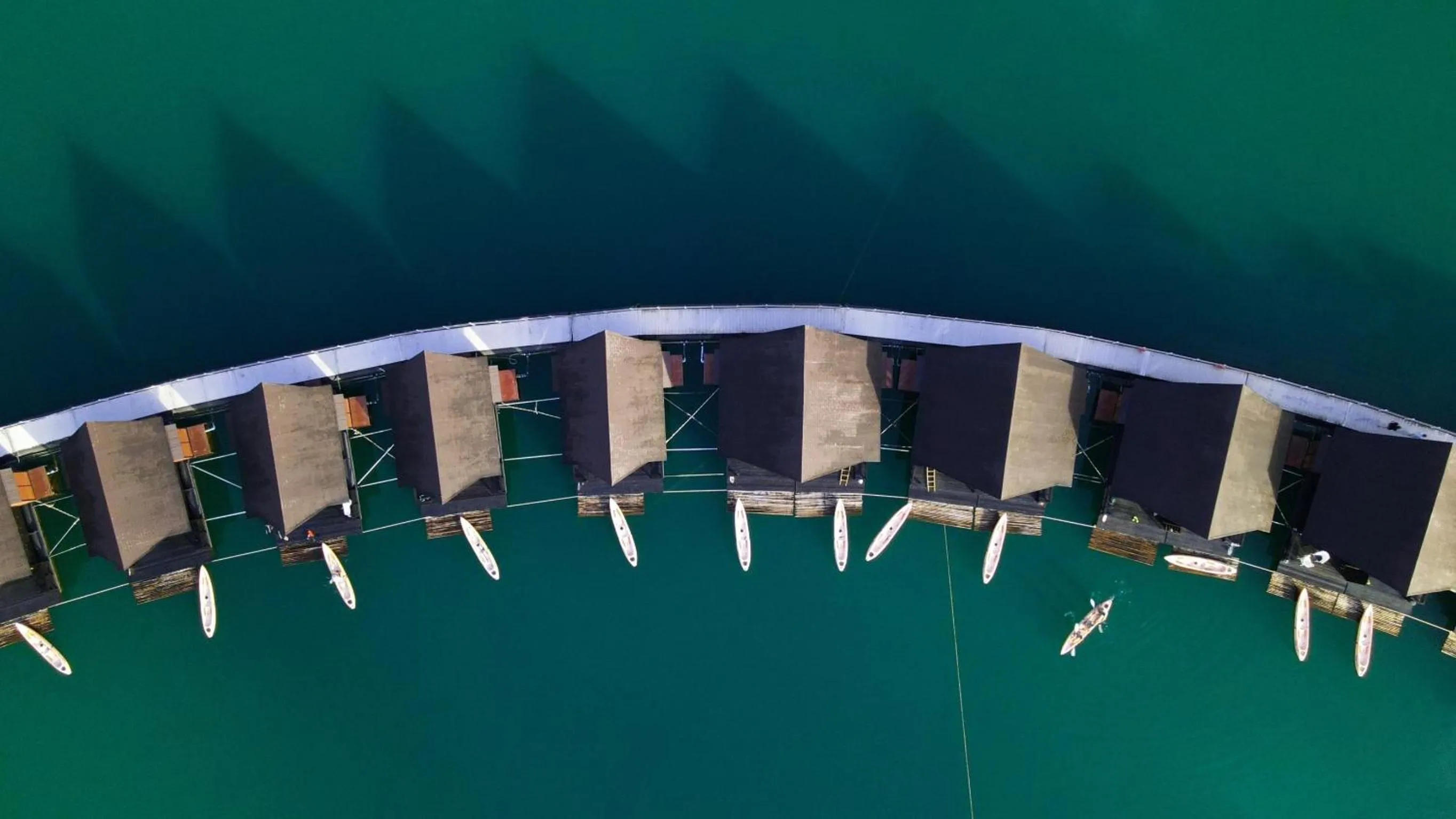 Property building in 500 Rai Floating Resort