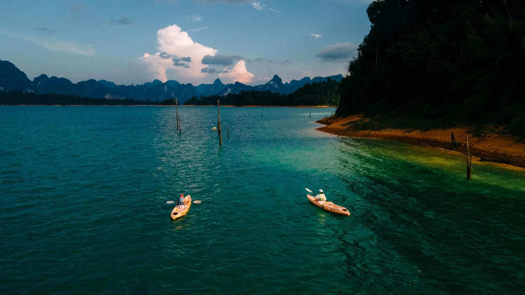 Natural landscape in 500 Rai Floating Resort