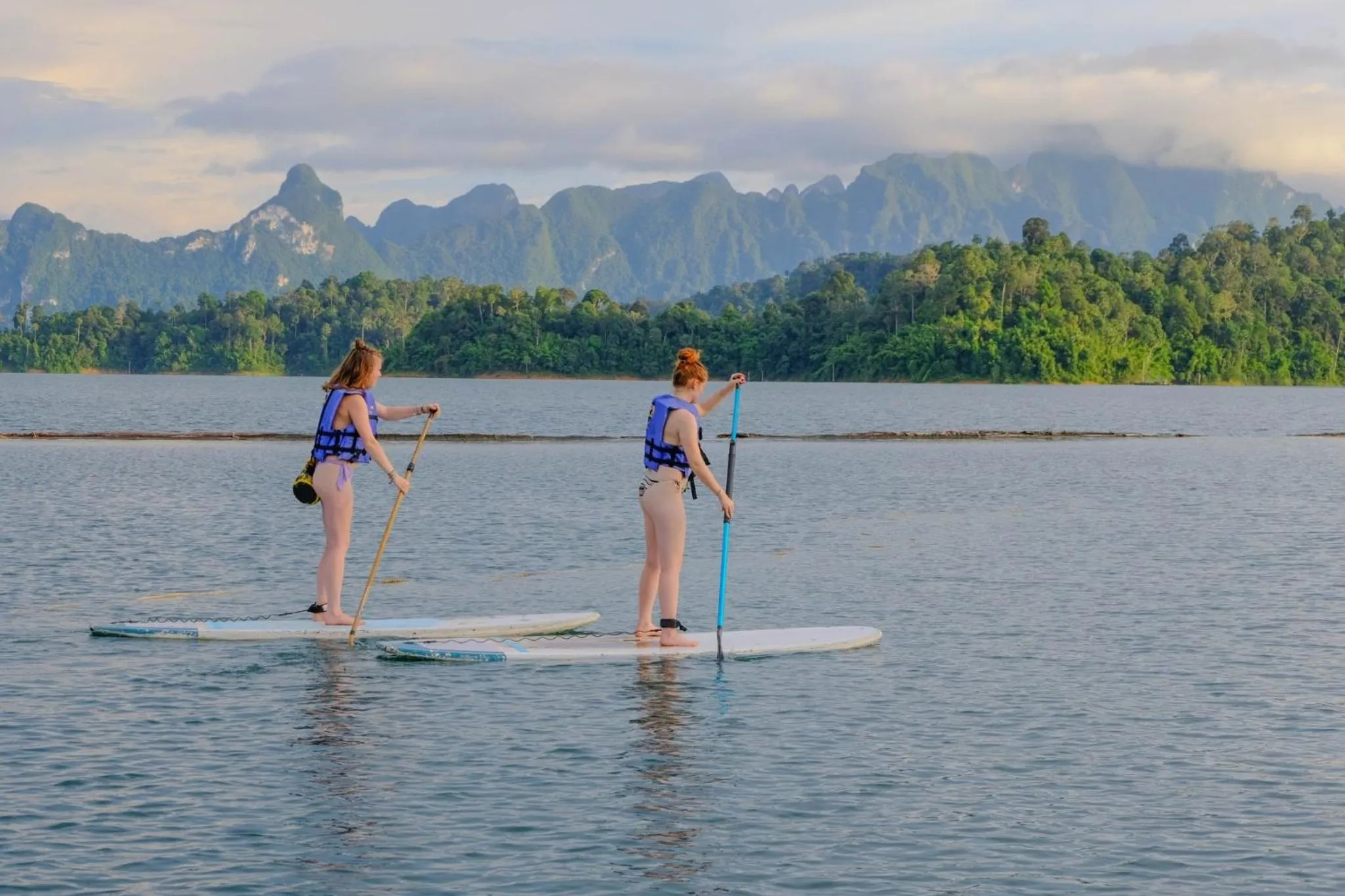 Day in 500 Rai Floating Resort