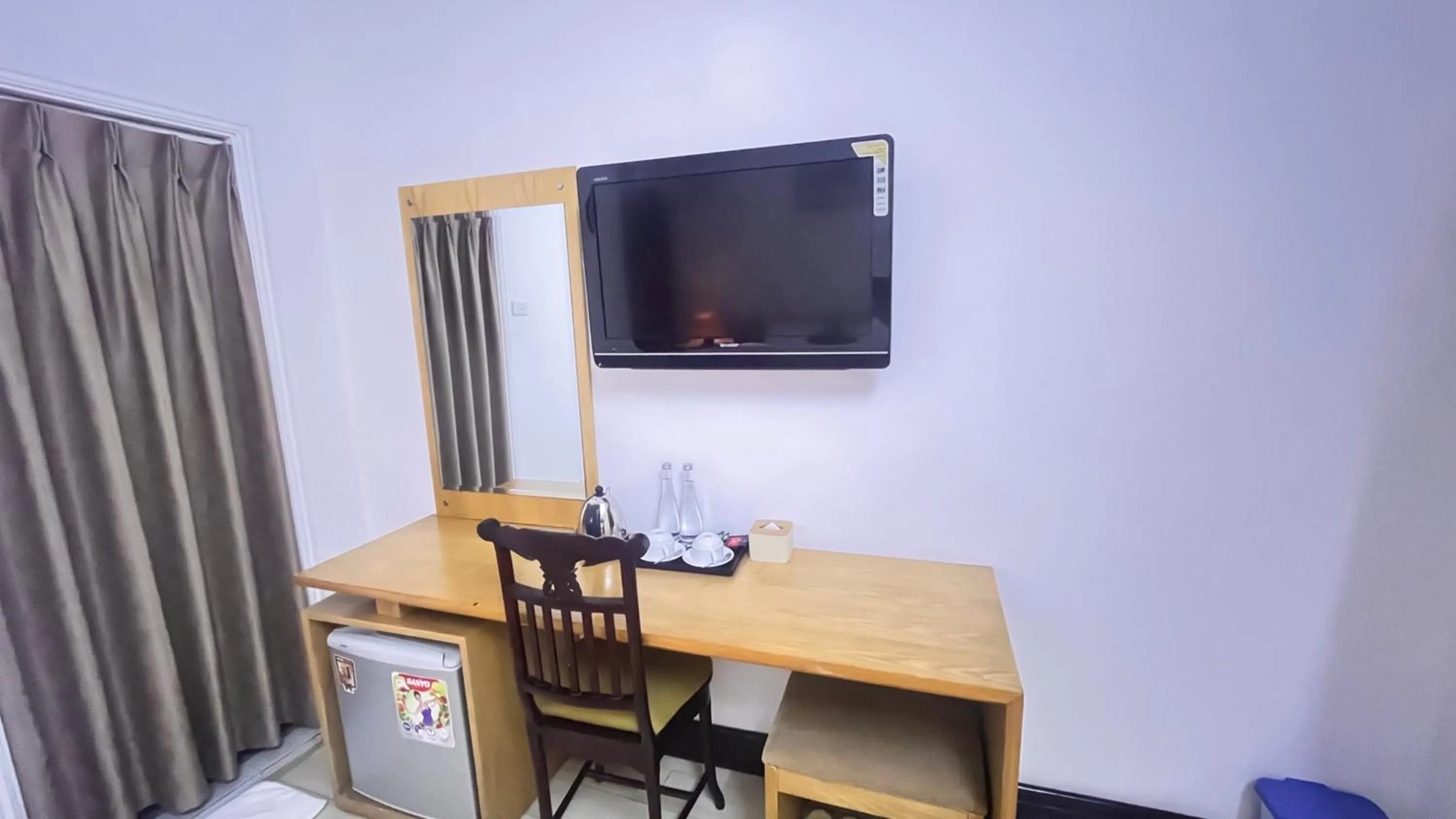 TV and multimedia in Hanoi Win Hotel & Travel