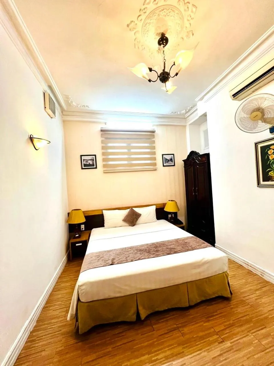 Bed in Hanoi Win Hotel & Travel