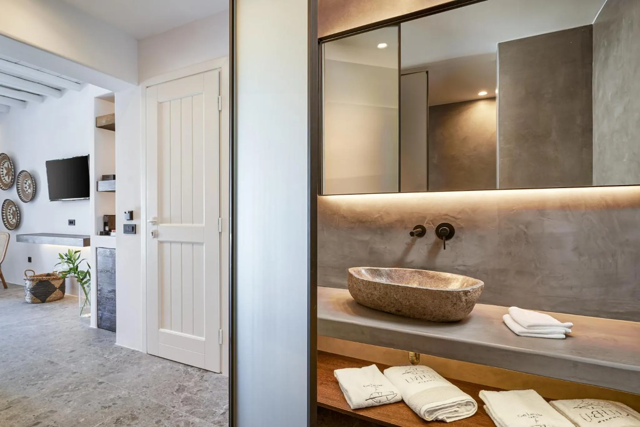 Bathroom in Ubud Mykonos