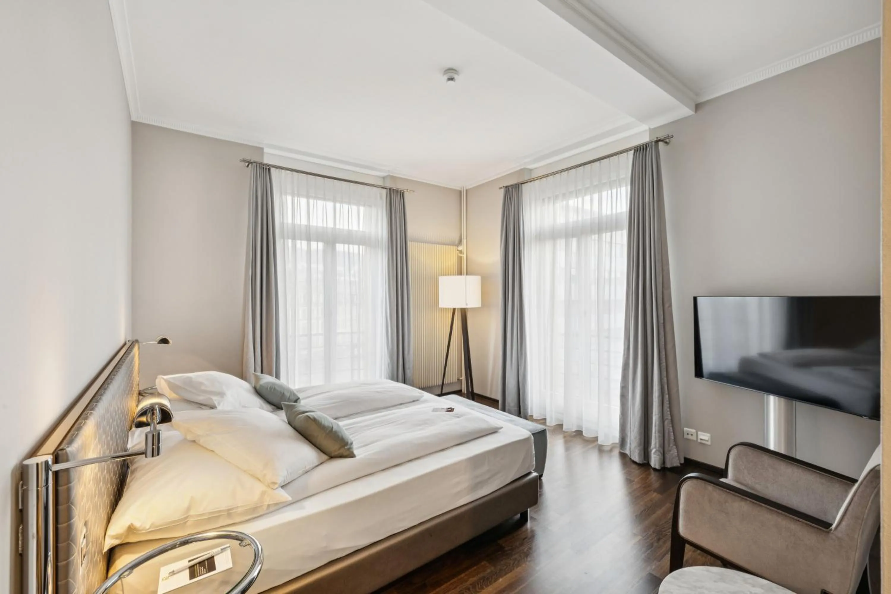 Bed in GLANDON Rooms Elite