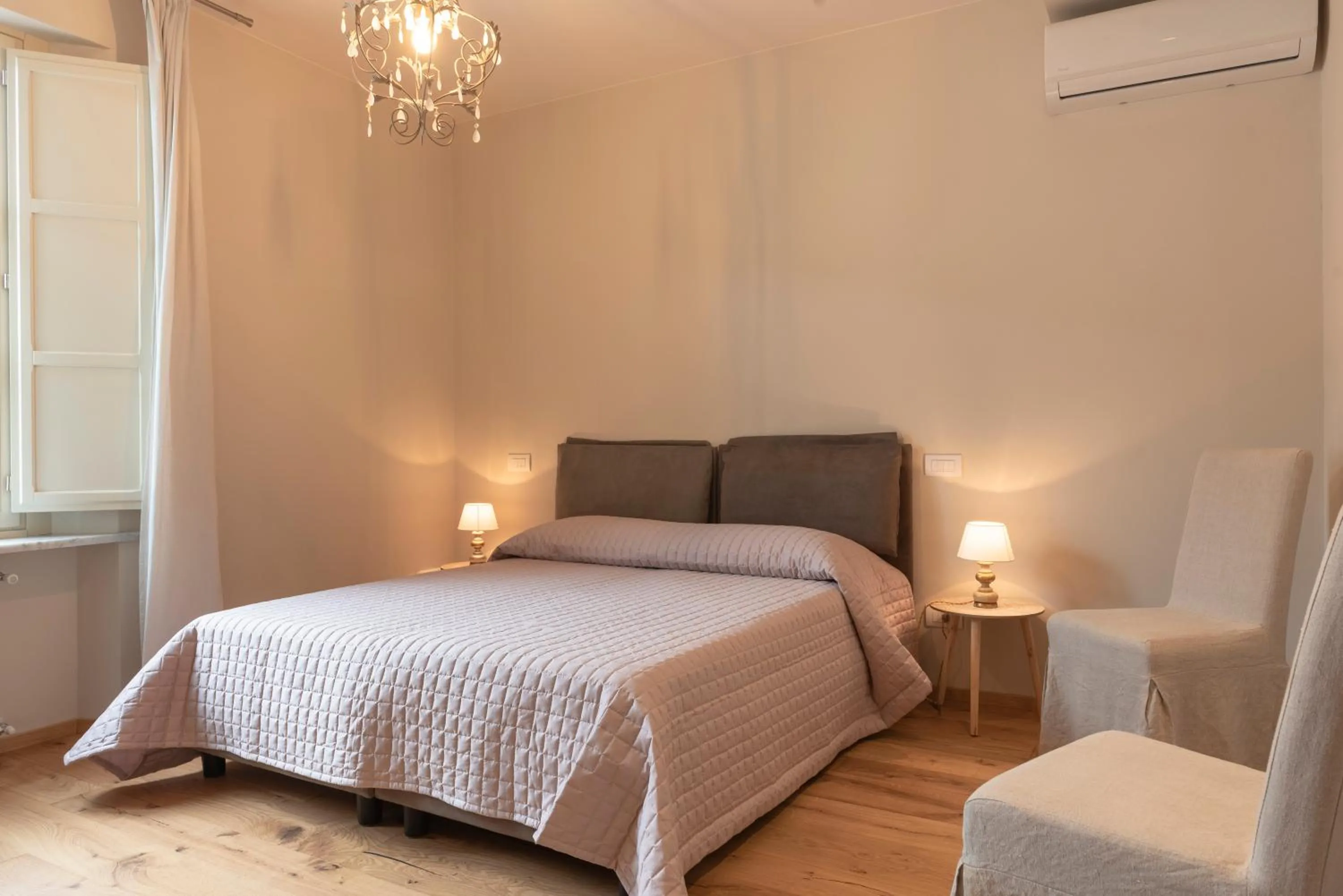 Bed in IN LUCUS Guest House