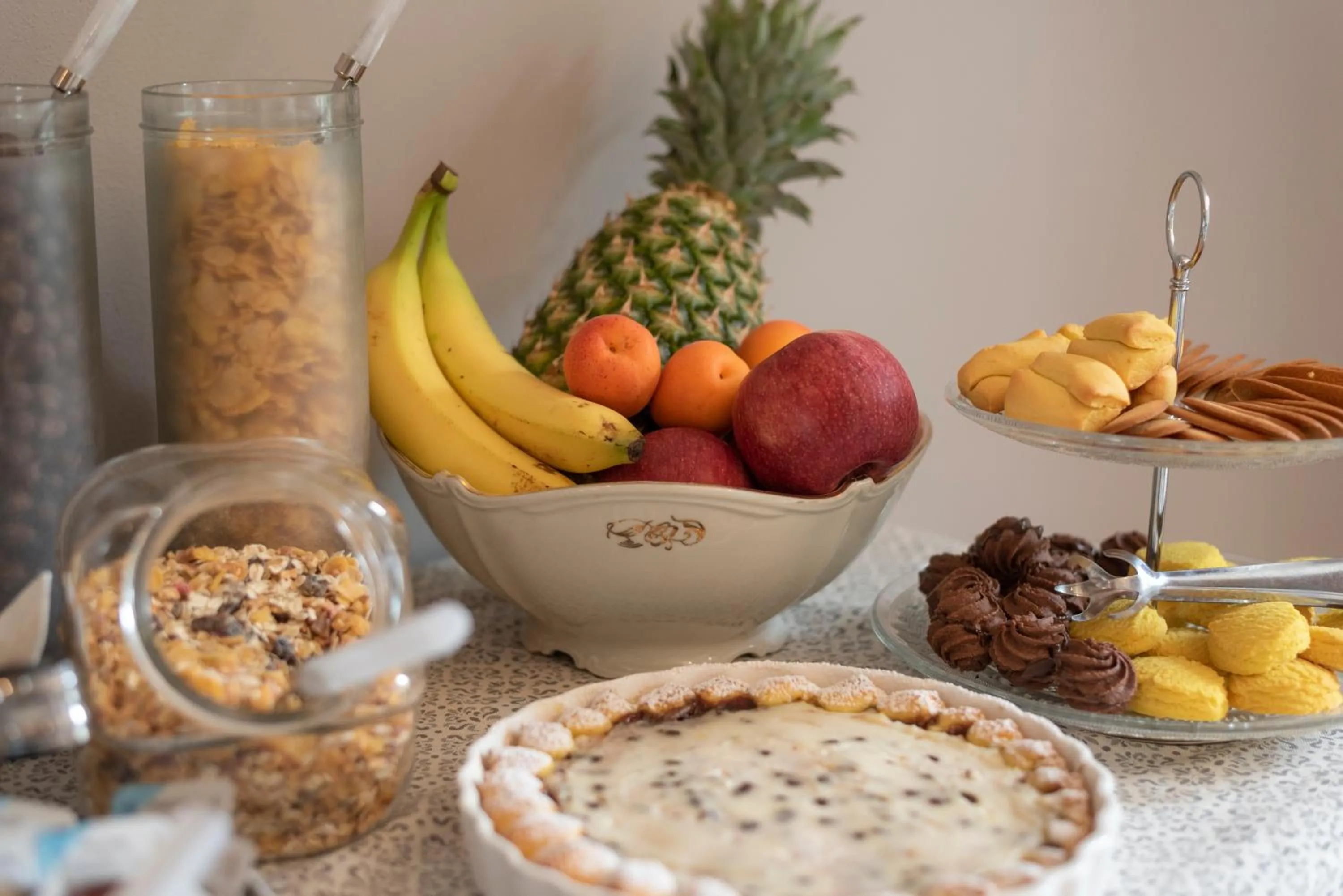 Breakfast in IN LUCUS Guest House