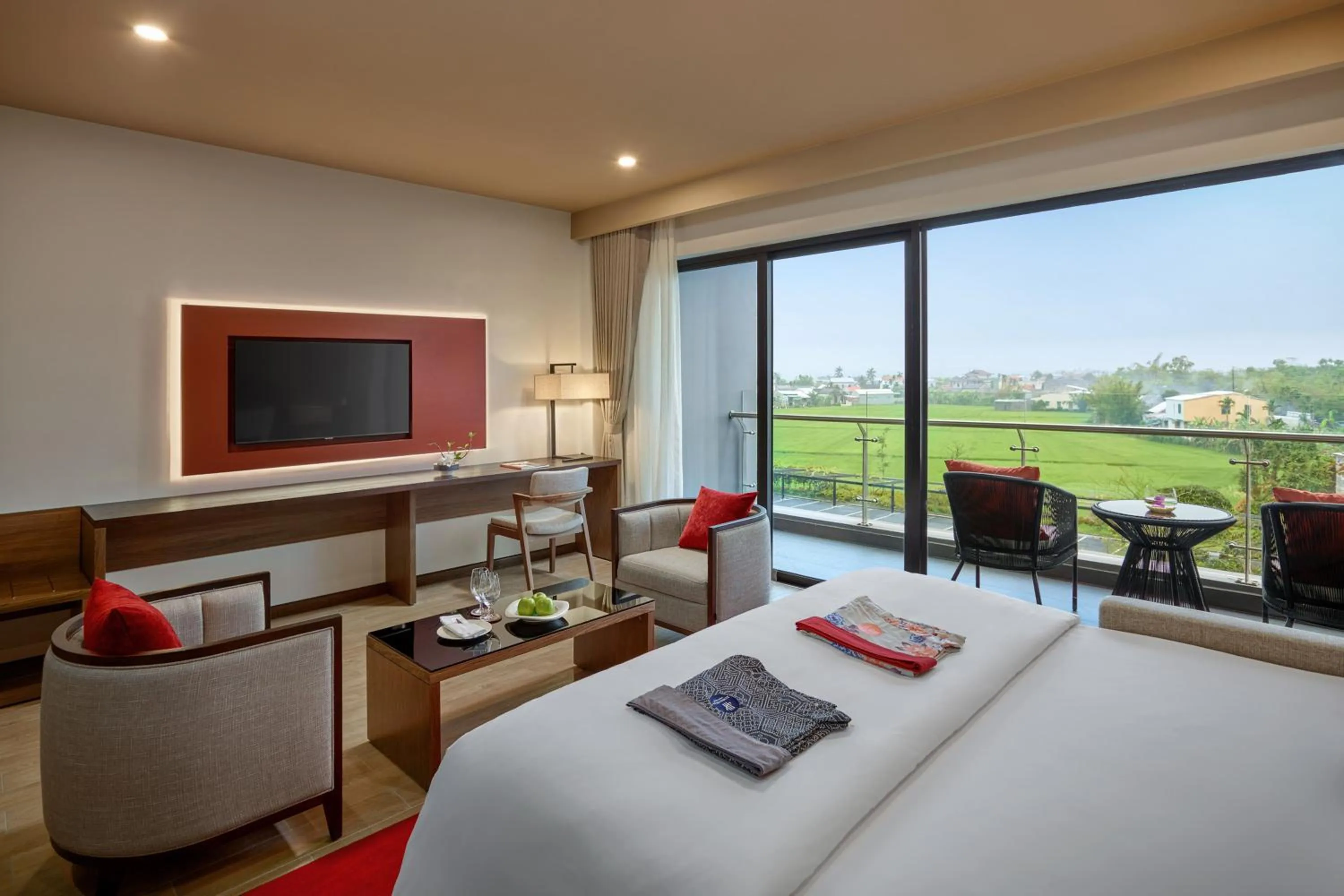 Bed in Kobi Onsen Resort Hue Affiliated by Meliá