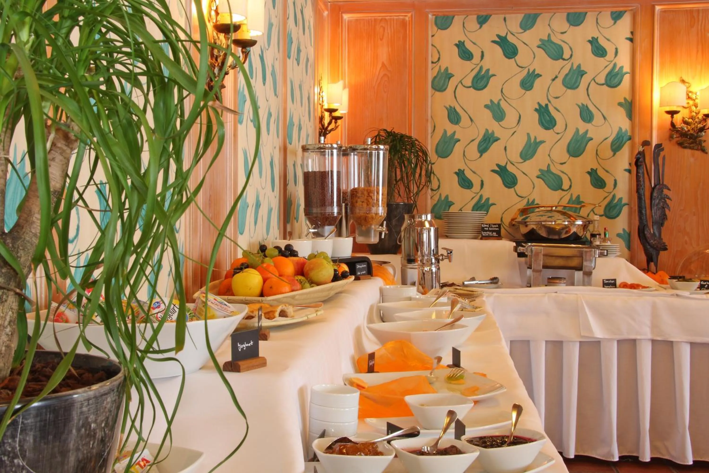 Breakfast in Seehotel Waldstätterhof Swiss Quality