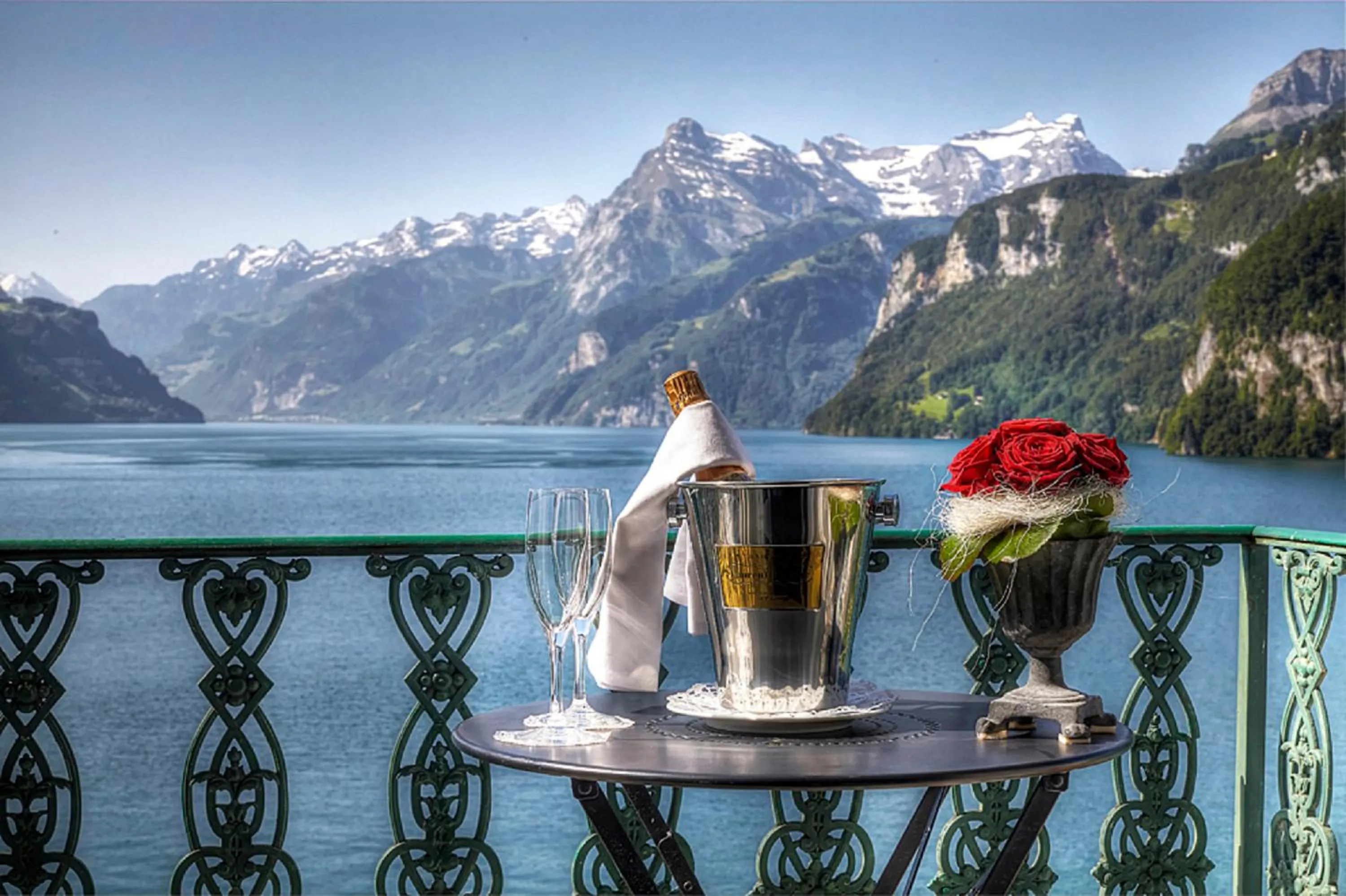 Alcoholic drinks in Seehotel Waldstätterhof Swiss Quality