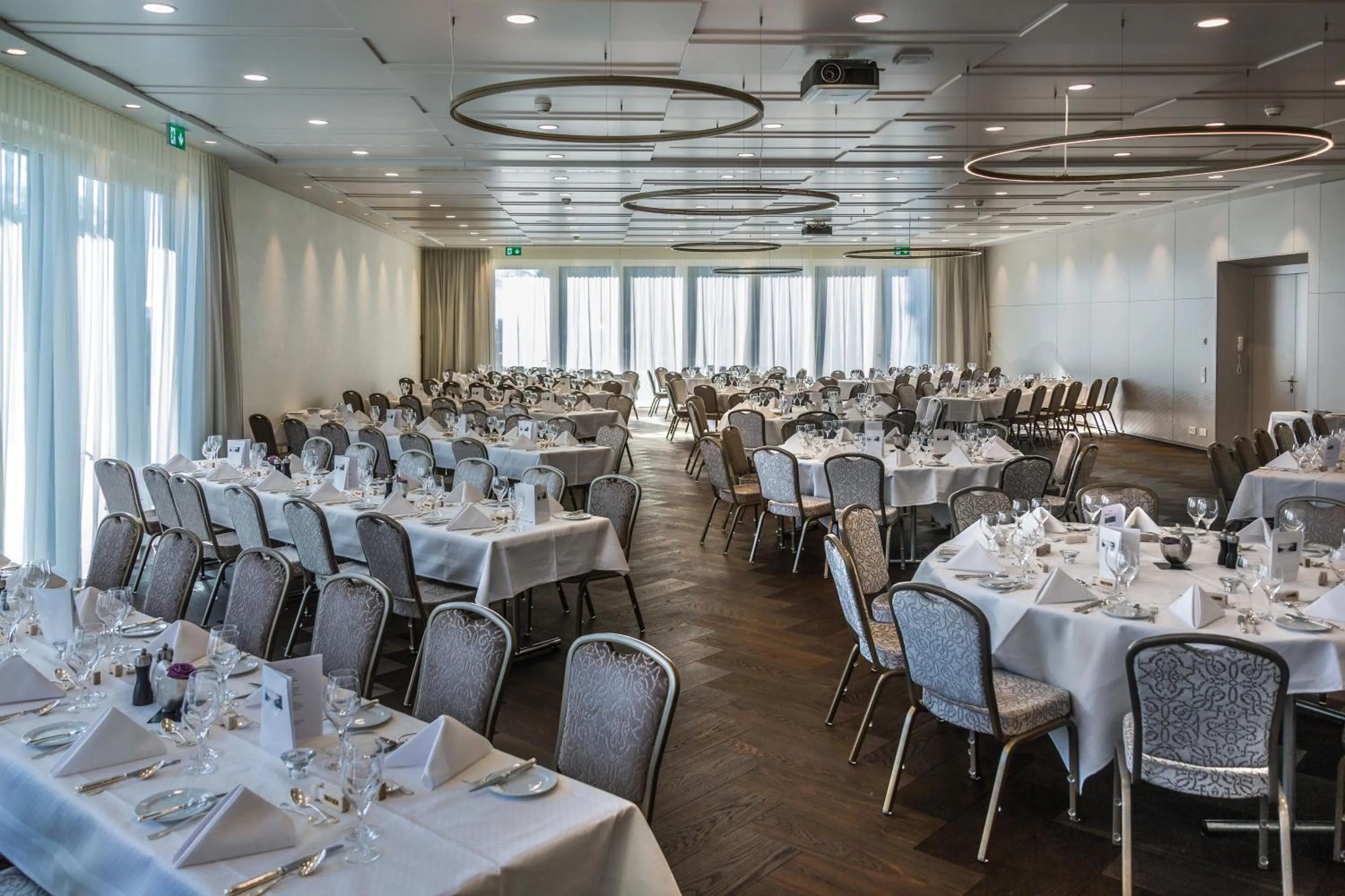 Banquet/Function facilities in Seehotel Waldstätterhof Swiss Quality