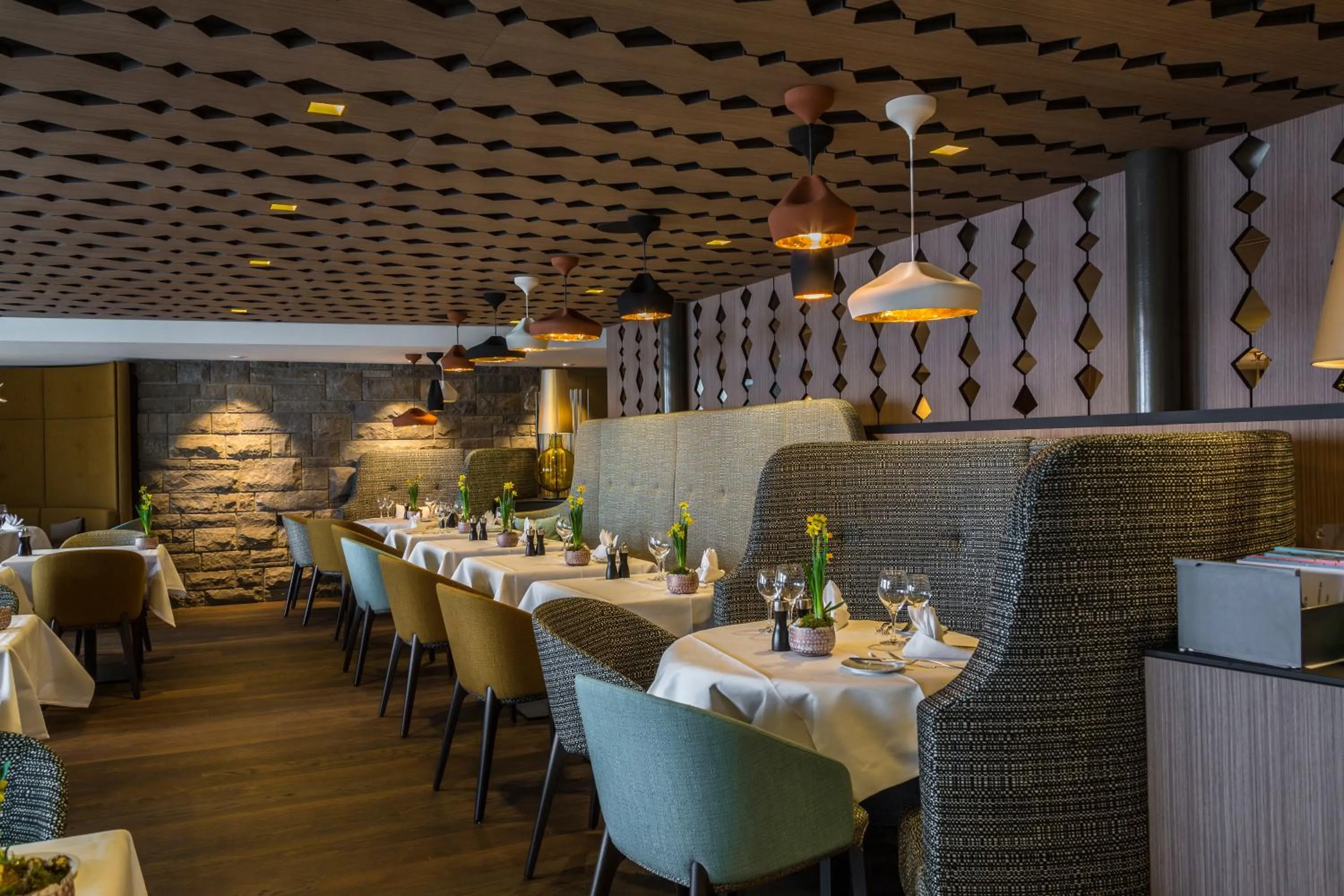 Restaurant/places to eat in Seehotel Waldstätterhof Swiss Quality