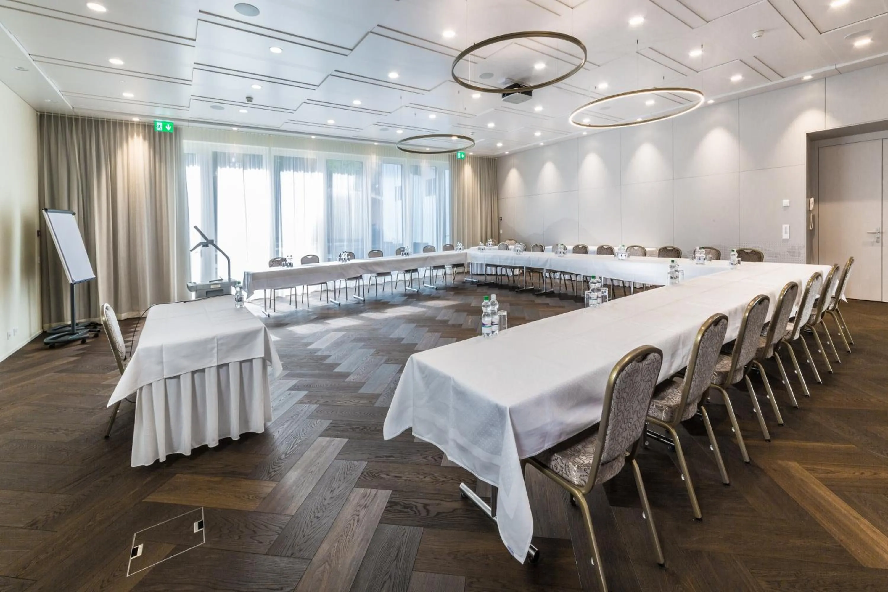 Meeting/conference room in Seehotel Waldstätterhof Swiss Quality