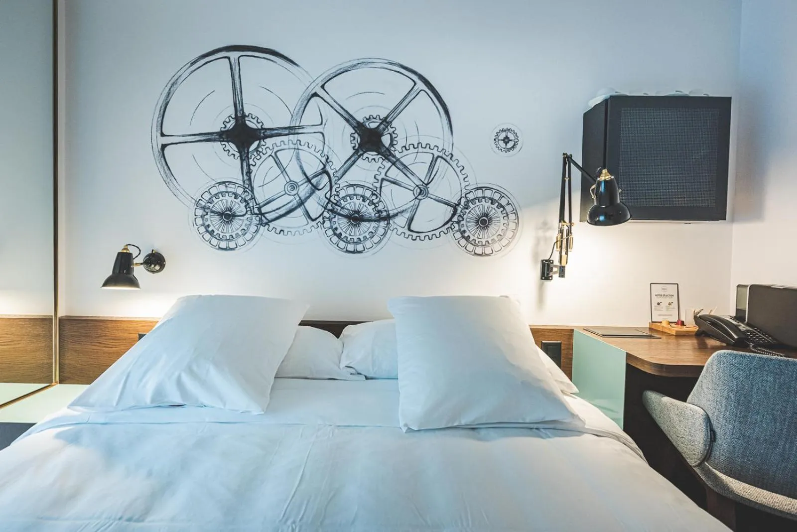 Bed in Hotel Bernina Geneva