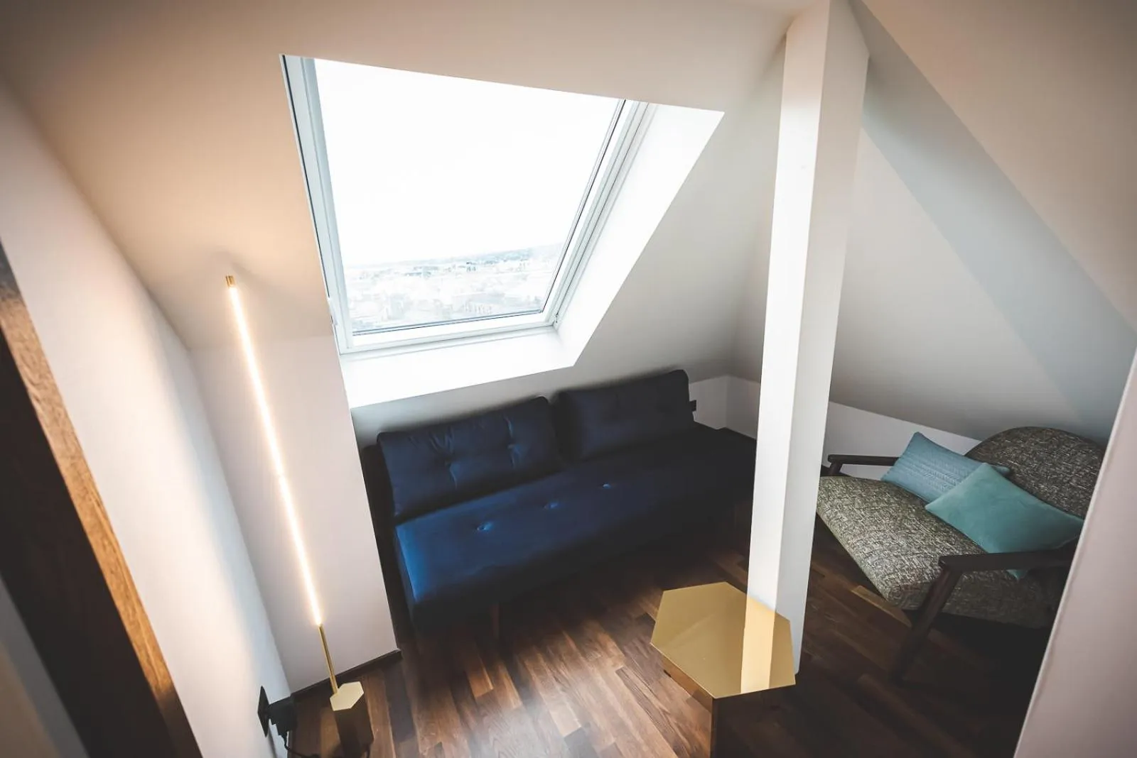 Living room, Bed in Hotel Bernina Geneva