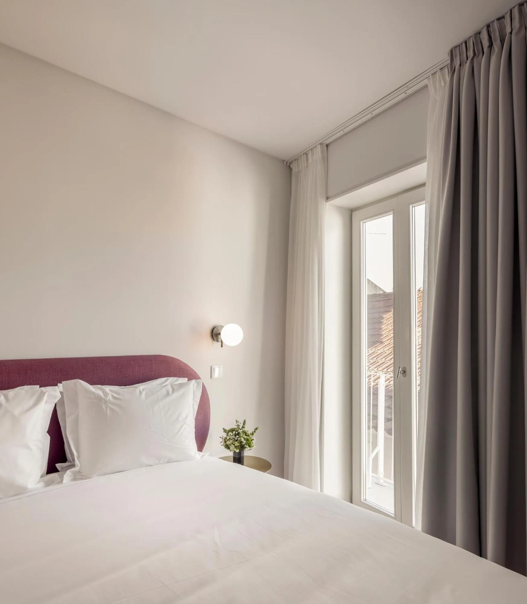 Bedroom, Bed in Lisbon Serviced Apartments - Mouraria