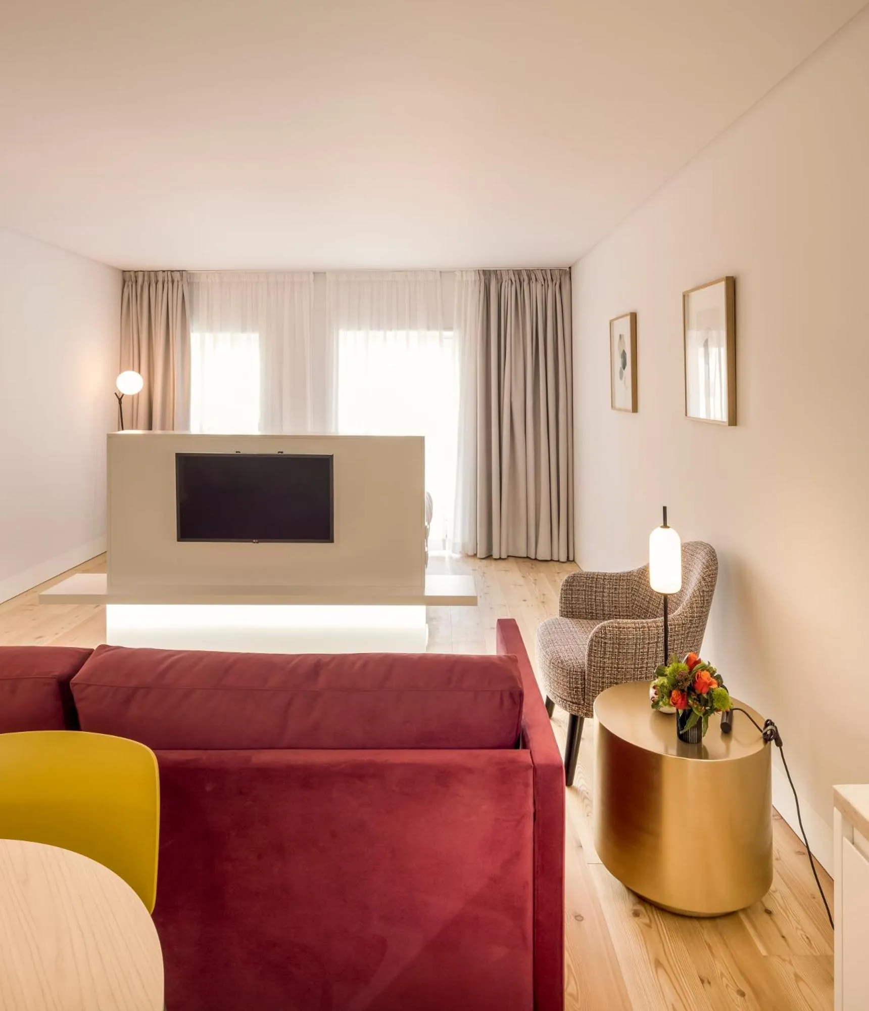 Bedroom, Bed in Lisbon Serviced Apartments - Mouraria