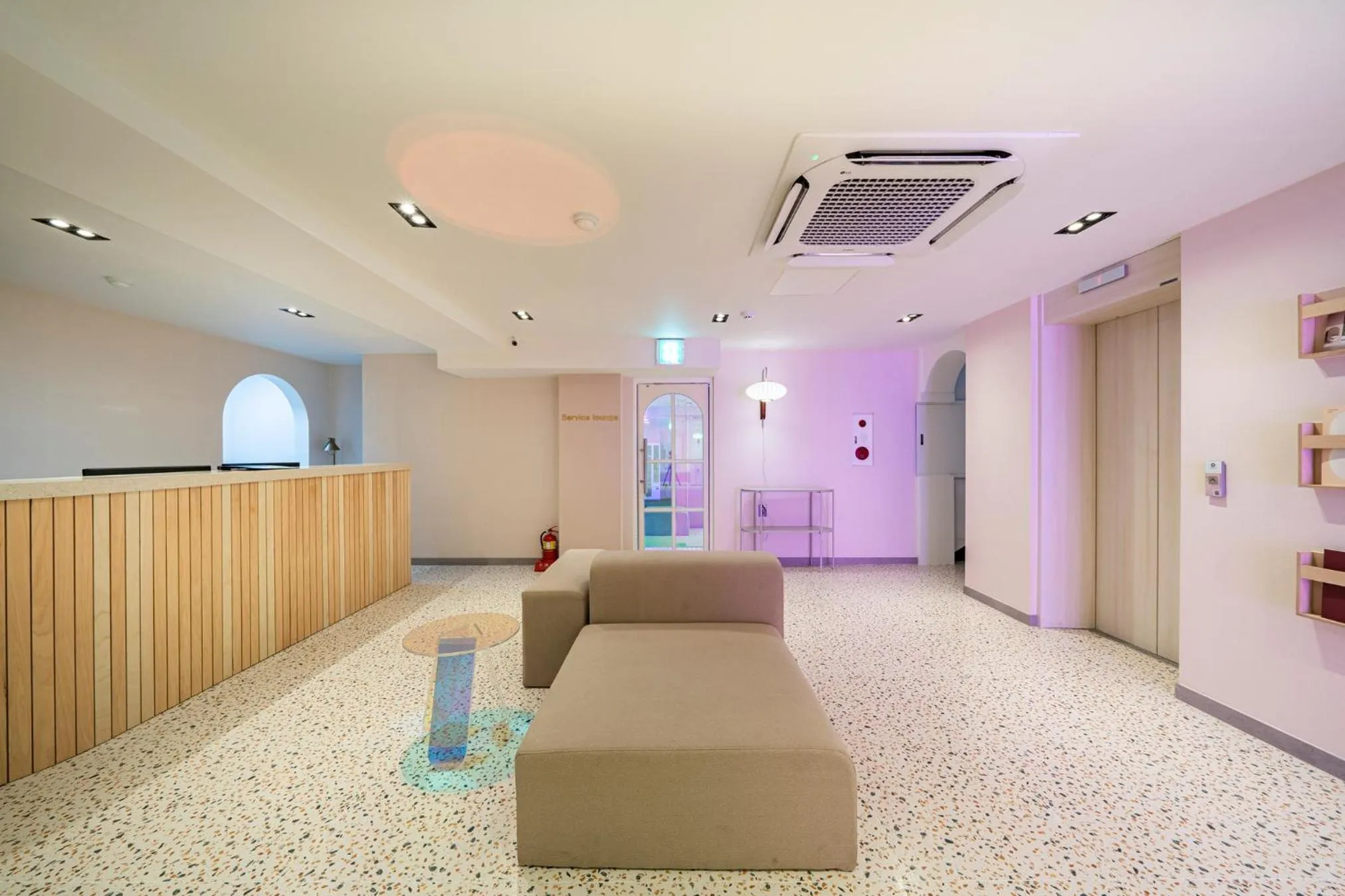 Knockin Hotel Daejeon by Aank