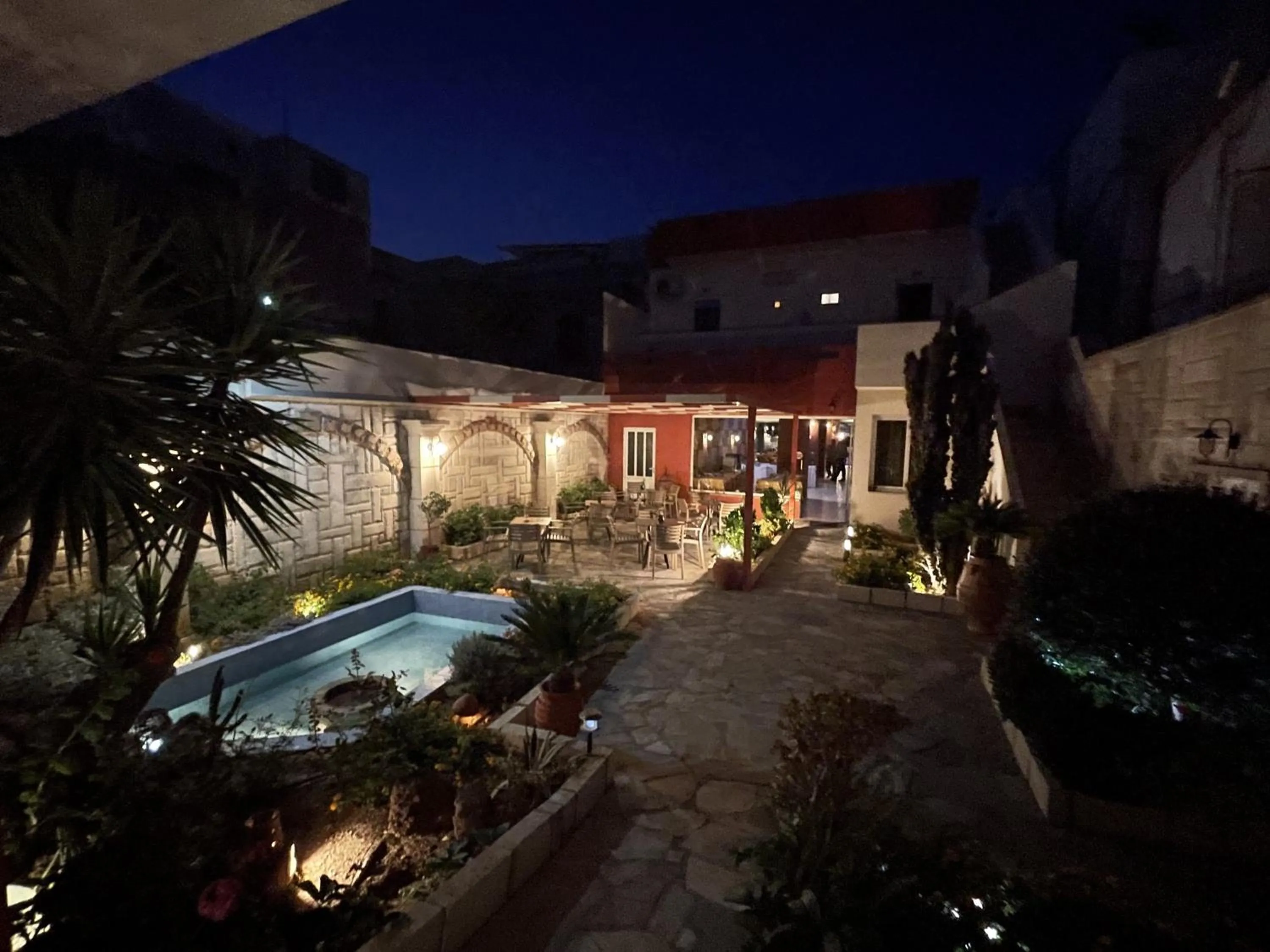 Property building in Flisvos