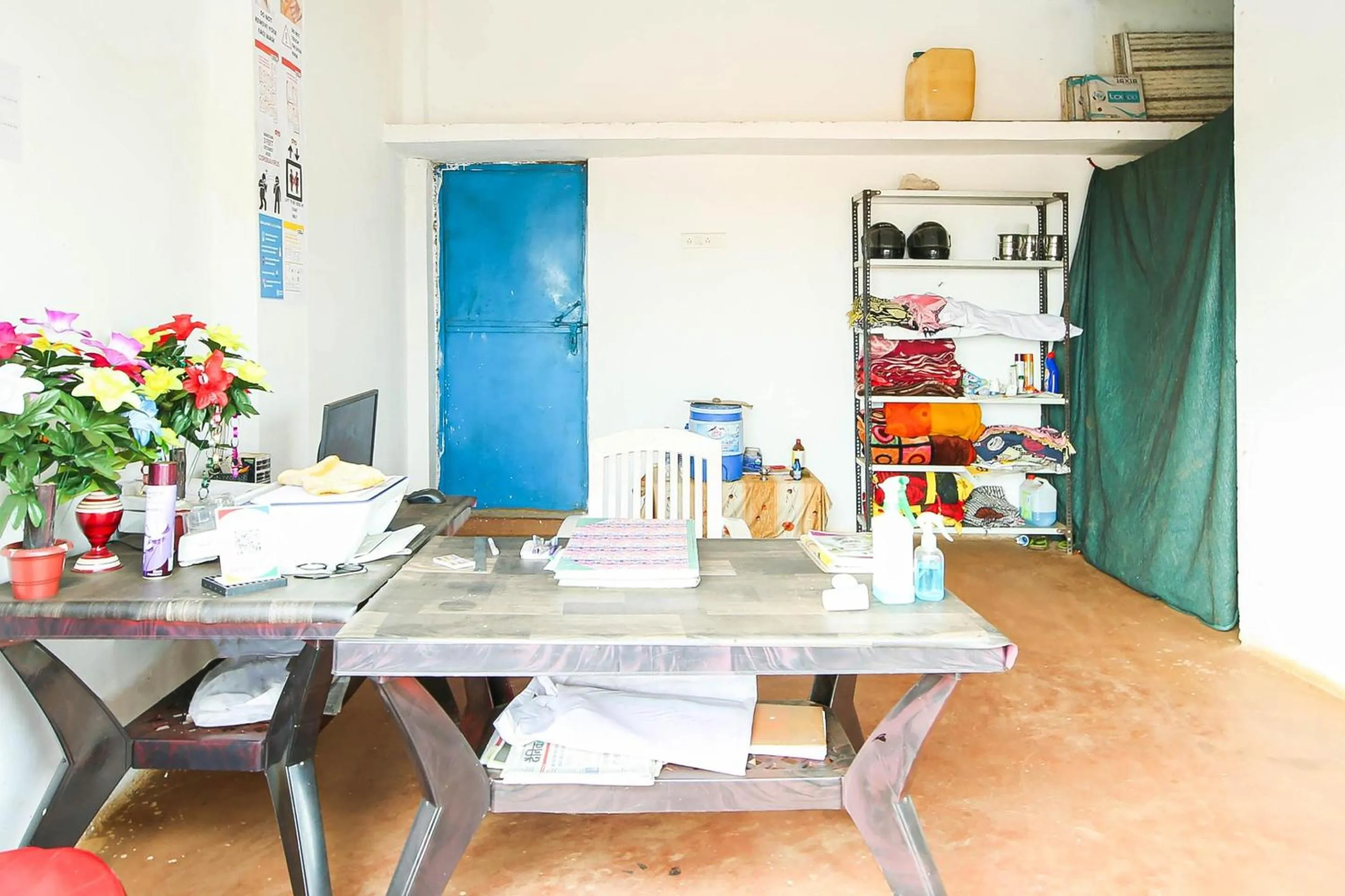 Lobby or reception in SPOT ON by OYO Krishna Market And Lodge