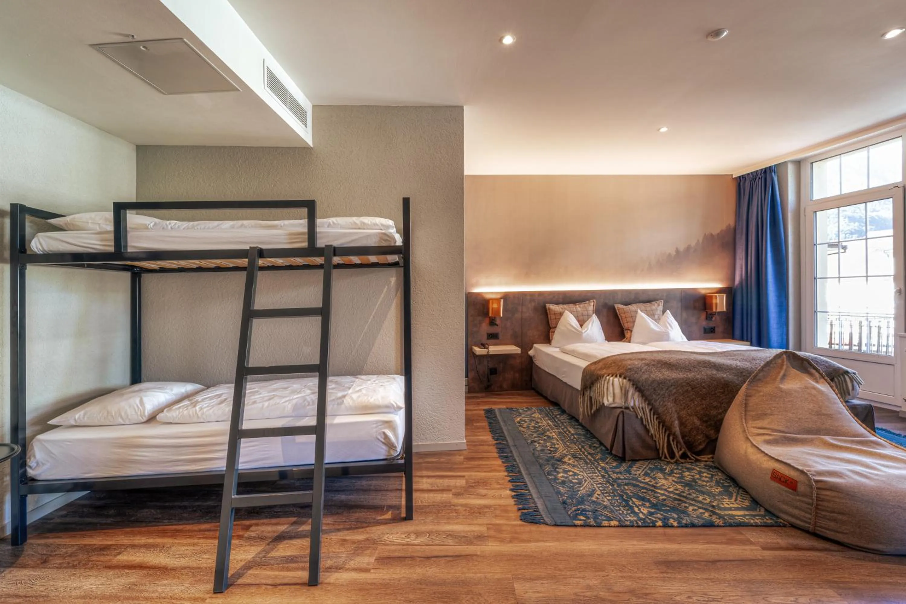 Bed in The HEY HOTEL