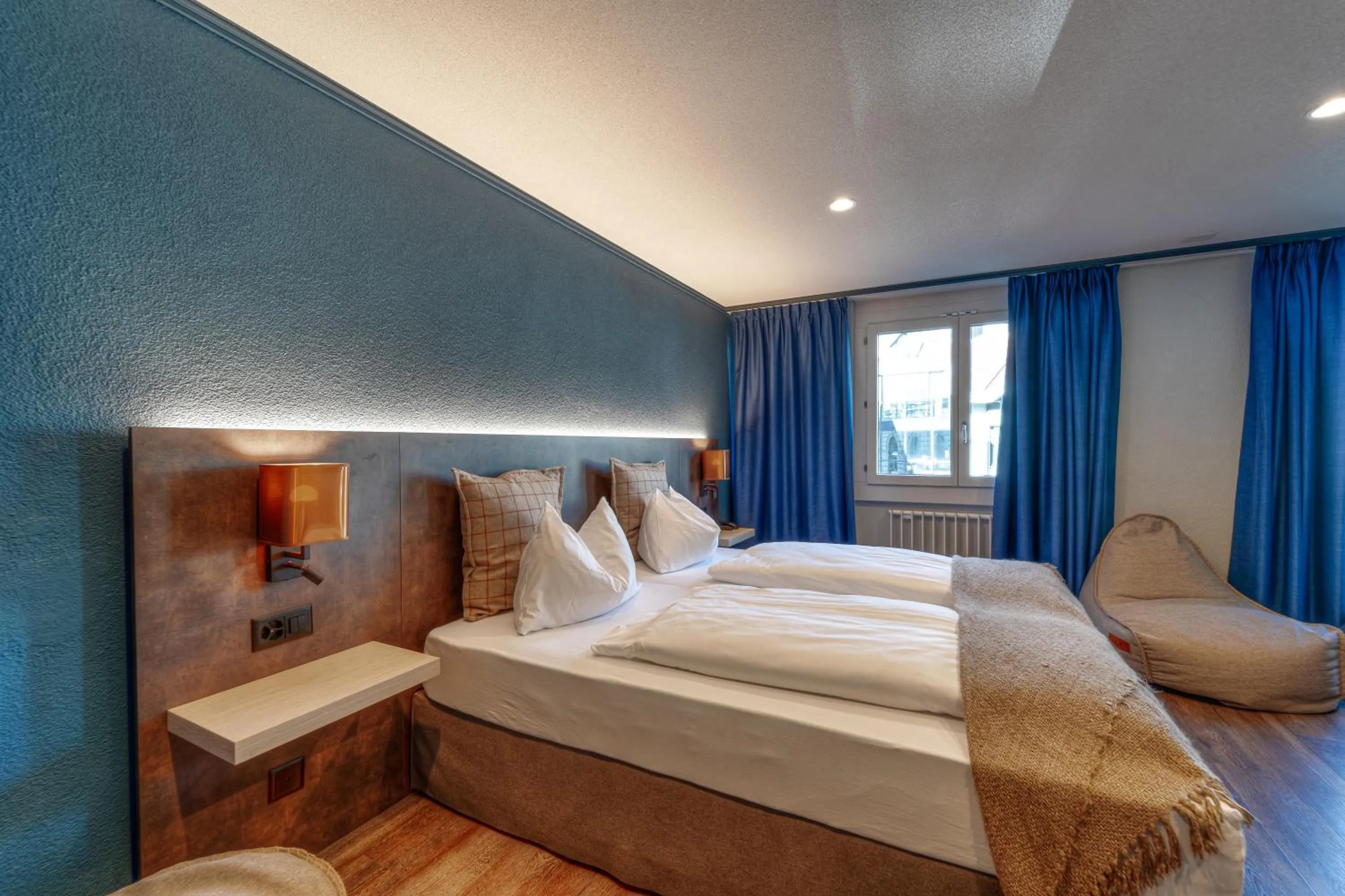 Bed in The HEY HOTEL