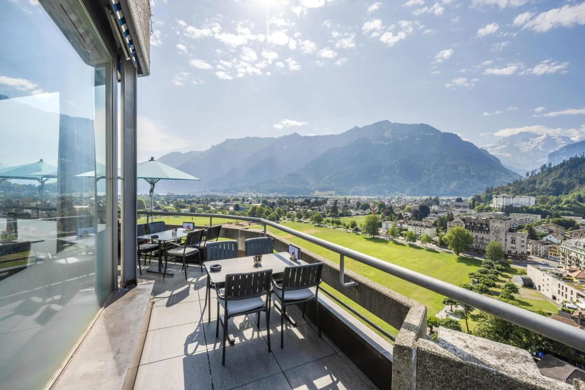 Restaurant/places to eat in Hotel Metropole Interlaken