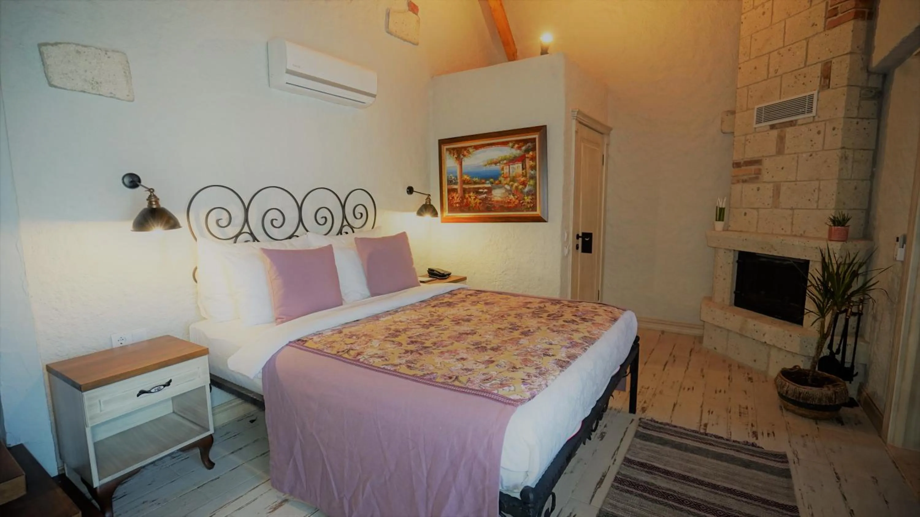 Bed in Alaçatı Aura Plus