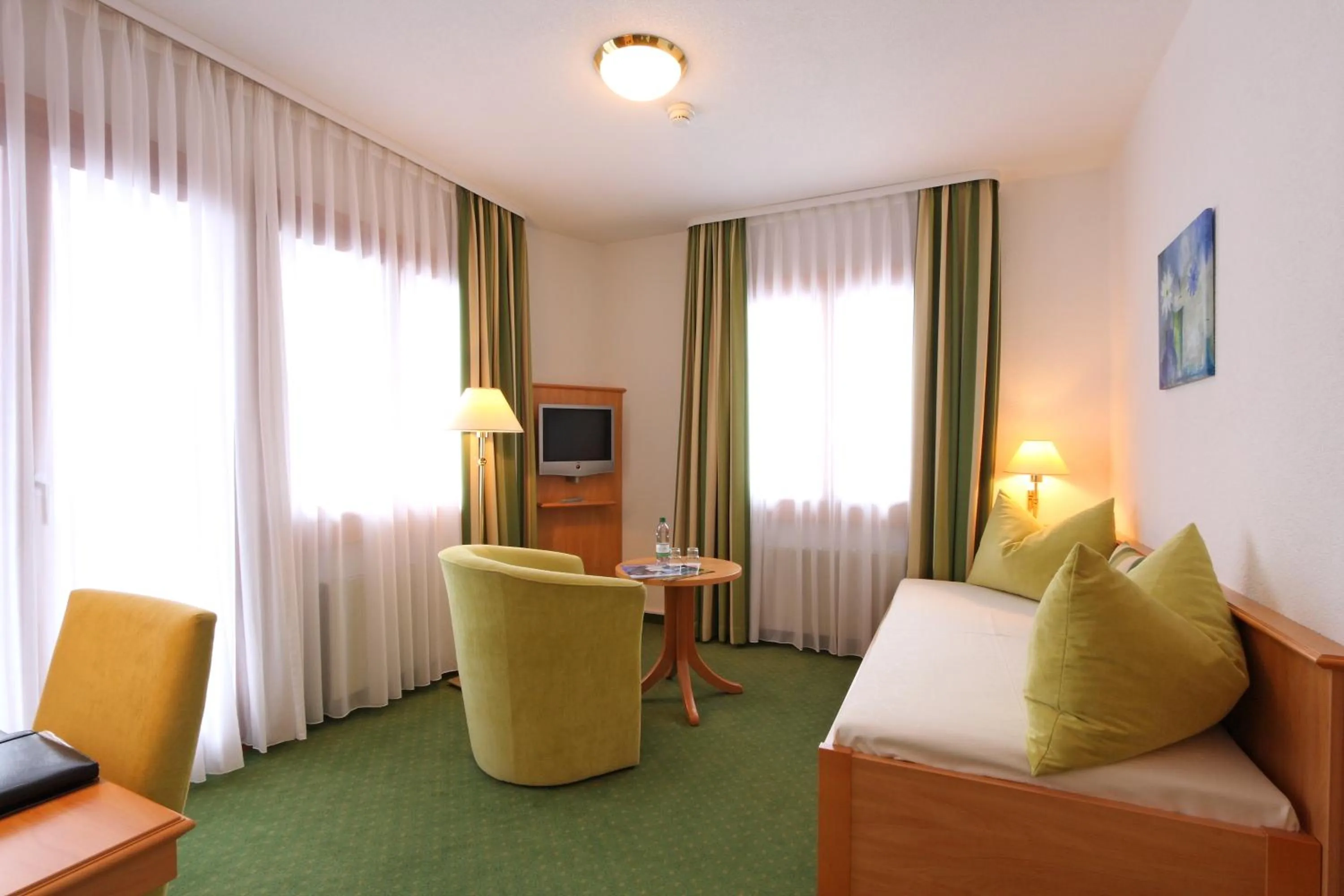 Photo of the whole room in Bernerhof Swiss Quality Hotel