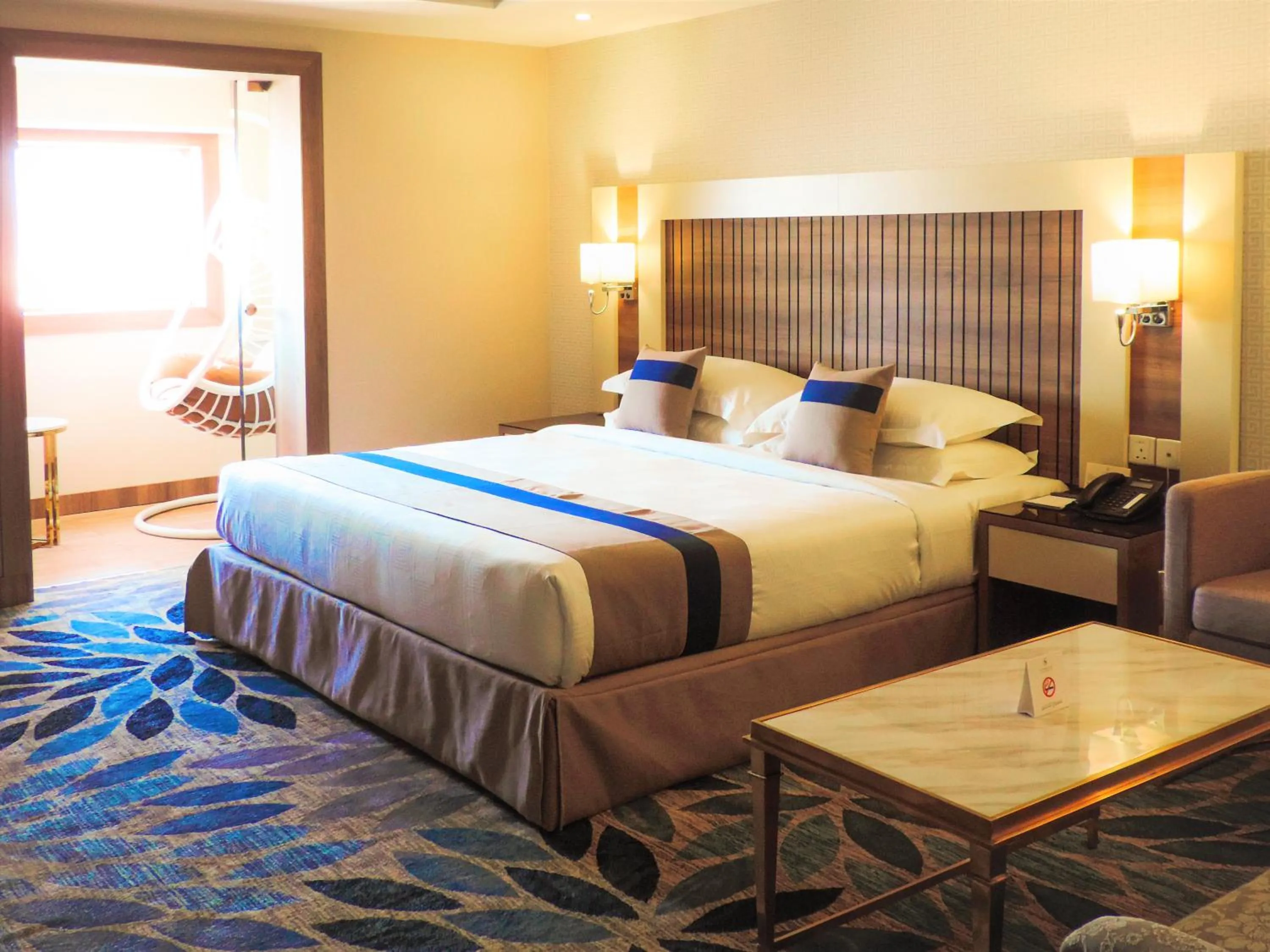 Balcony/Terrace, Bed in Season Star Hotel Madinah