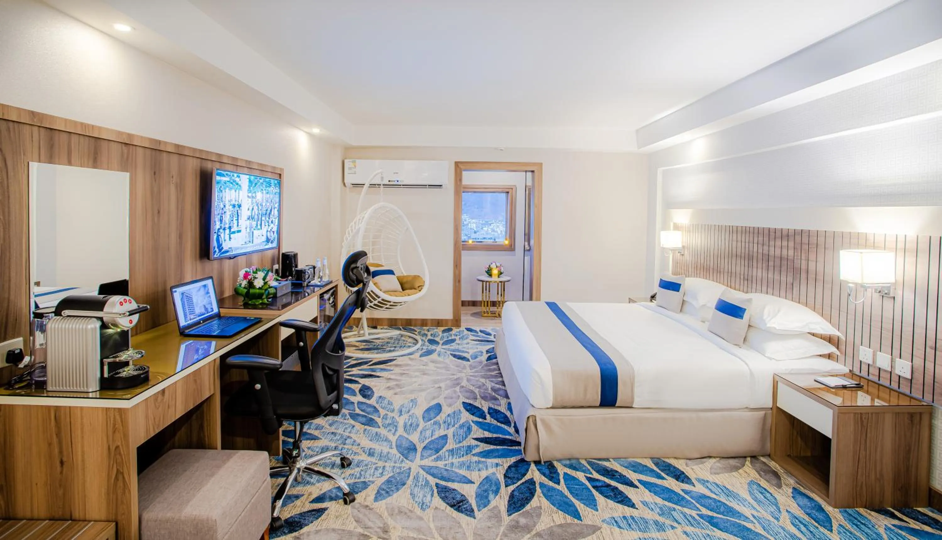 View (from property/room), Bed in Season Star Hotel Madinah