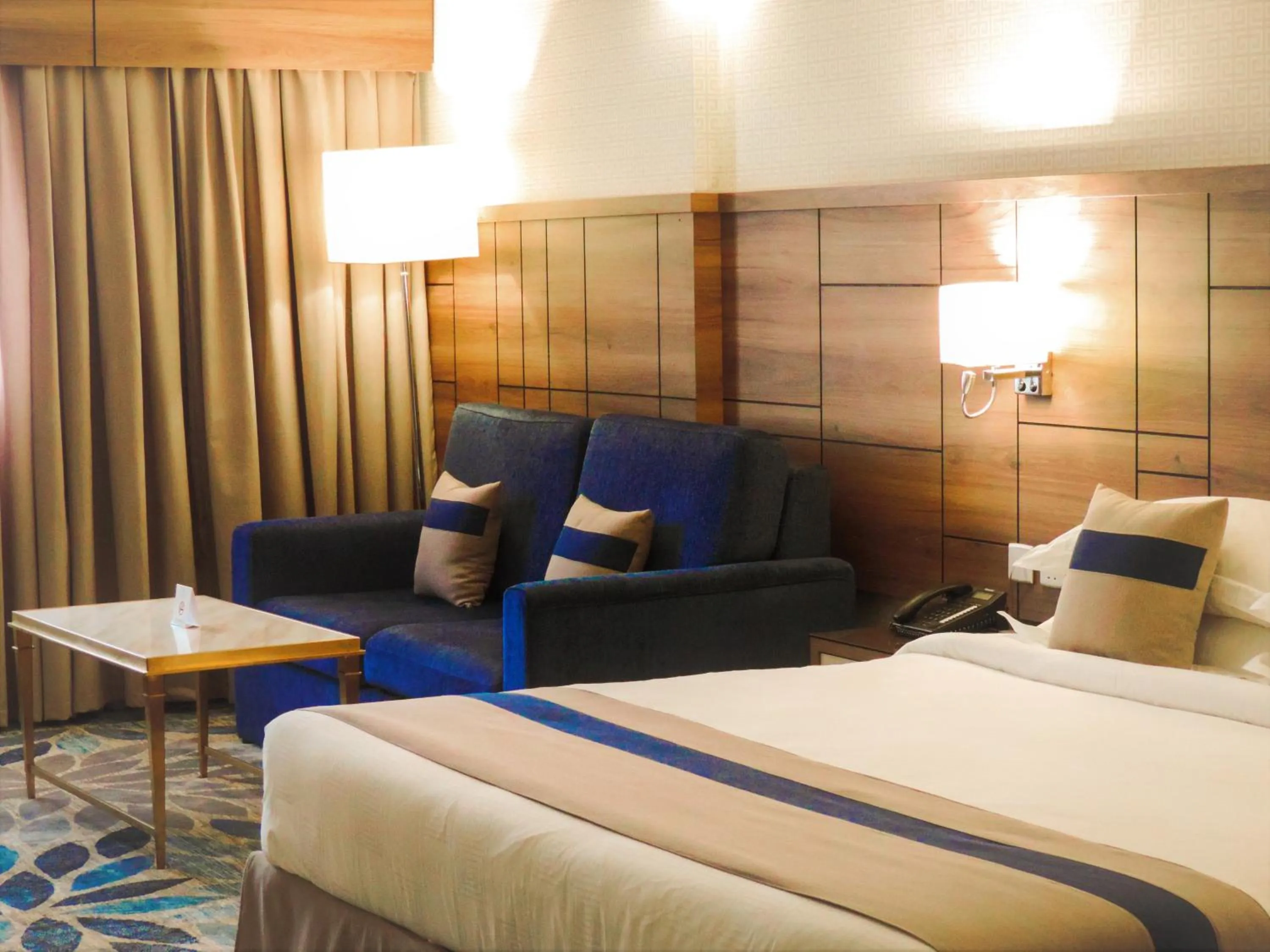 Living room, Bed in Season Star Hotel Madinah