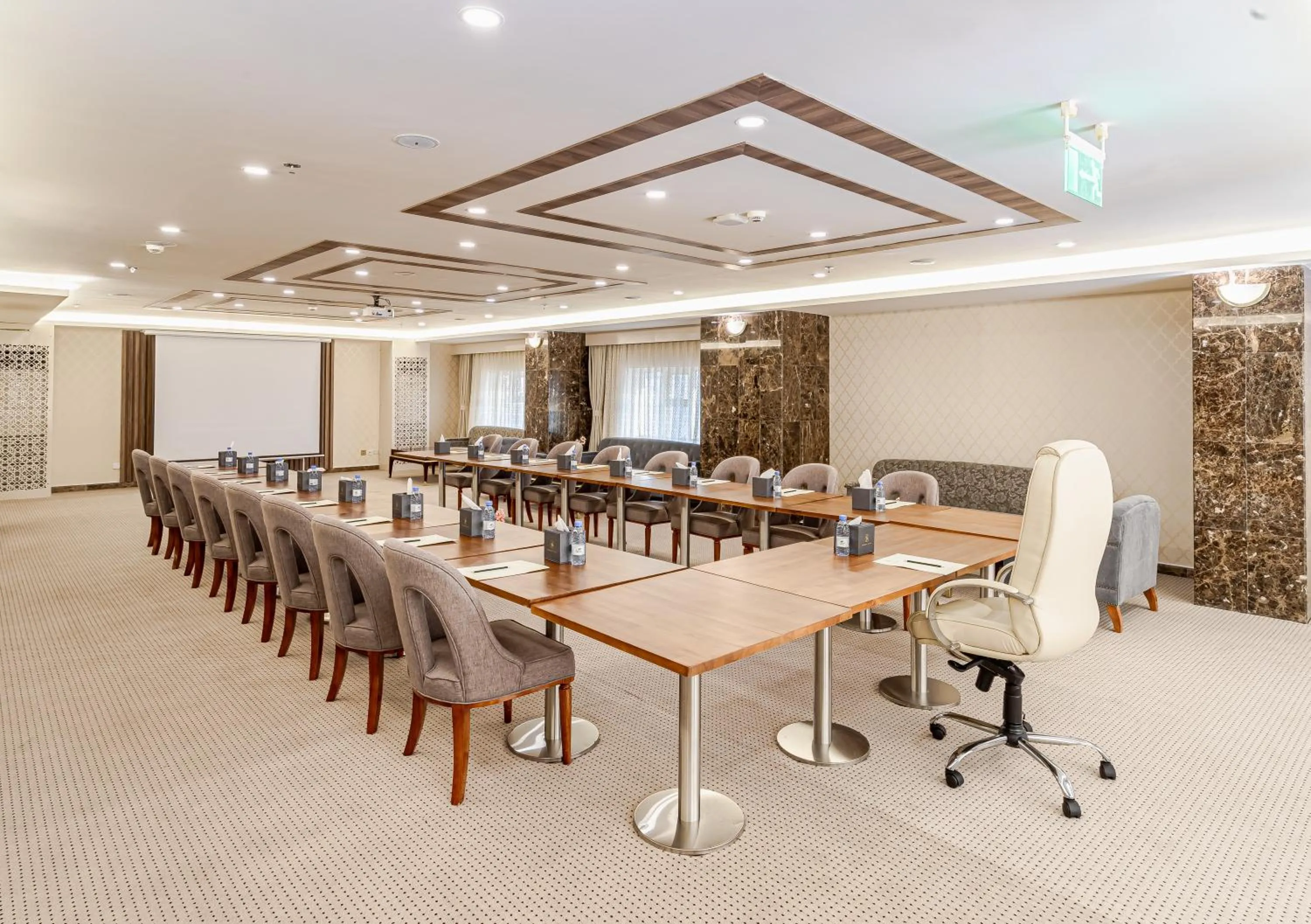 Business facilities in Season Star Hotel Madinah