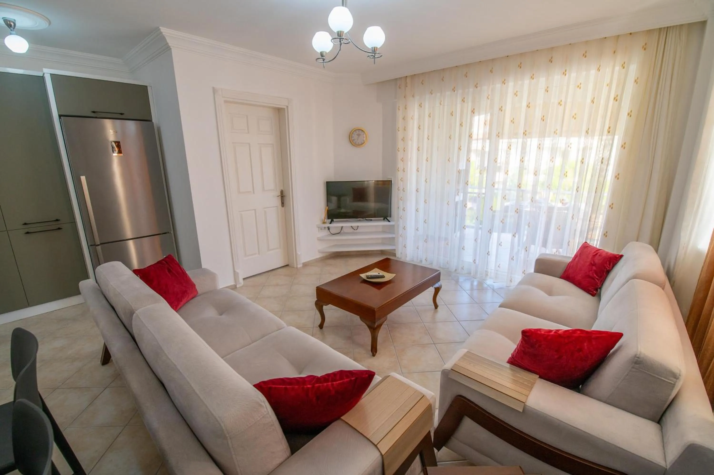 TV and multimedia in Sunset Beach Resort Aqua Lettings