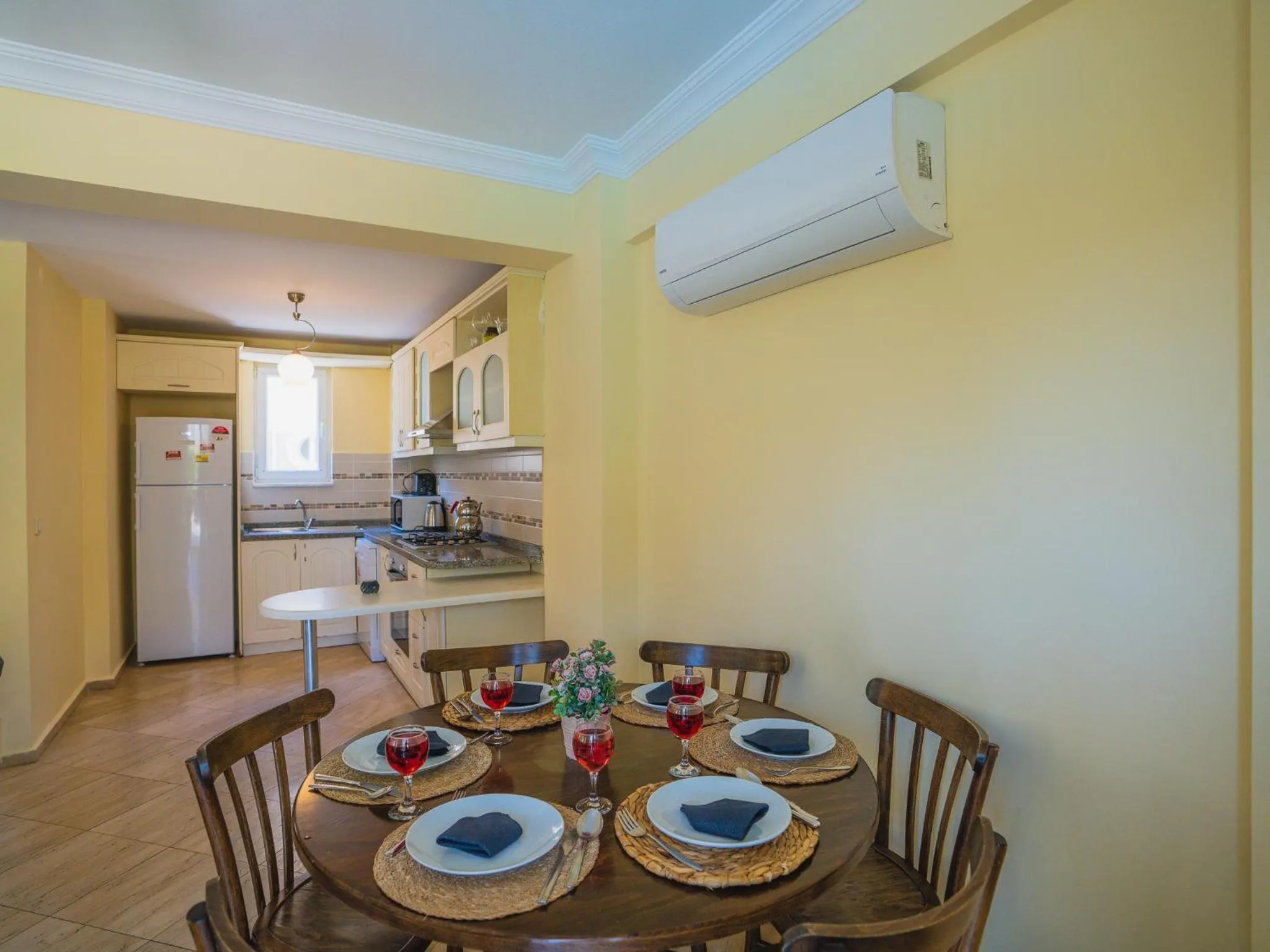 Kitchen or kitchenette in Sunset Beach Resort Aqua Lettings
