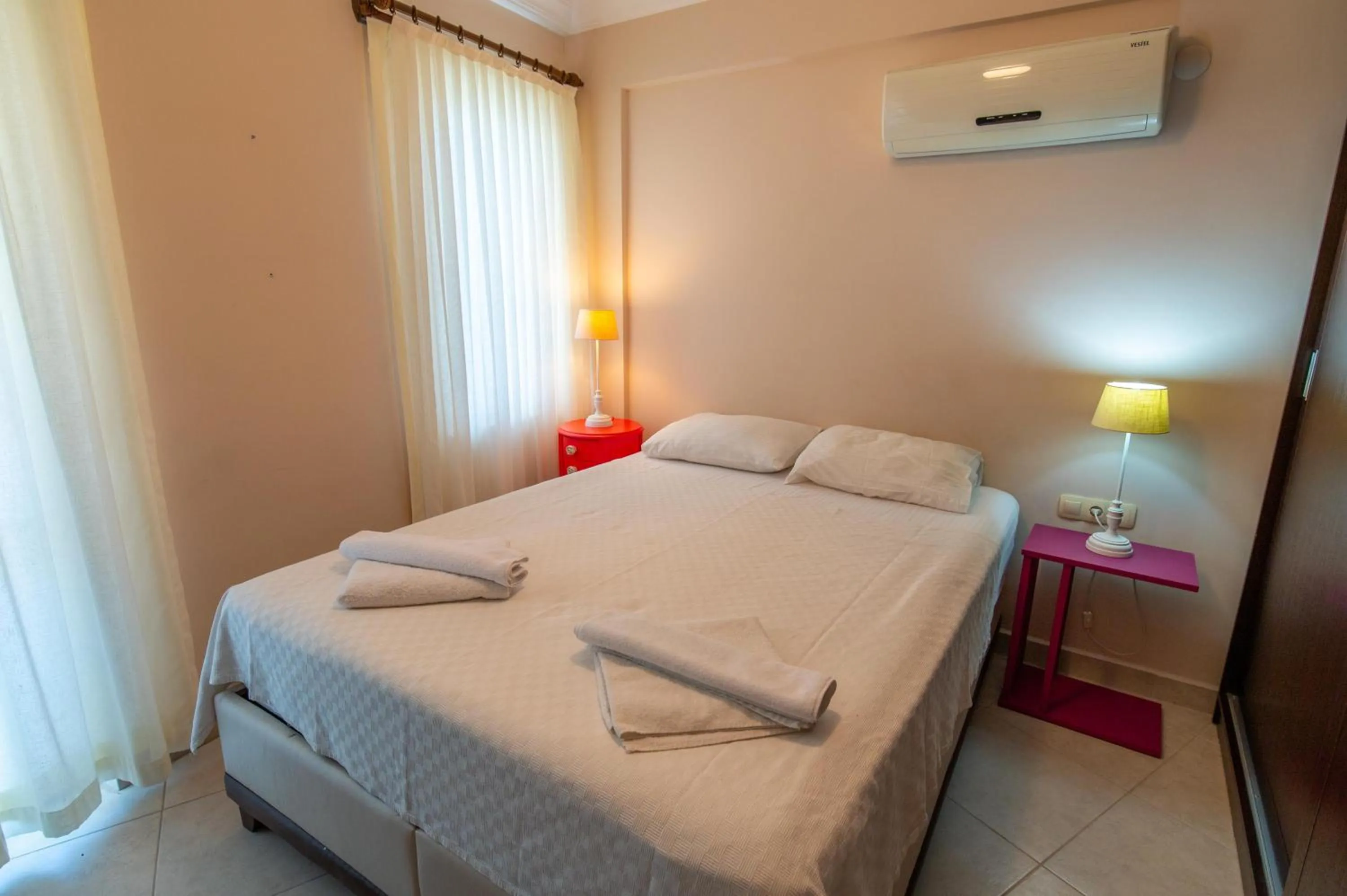 Bed in Sunset Beach Resort Aqua Lettings