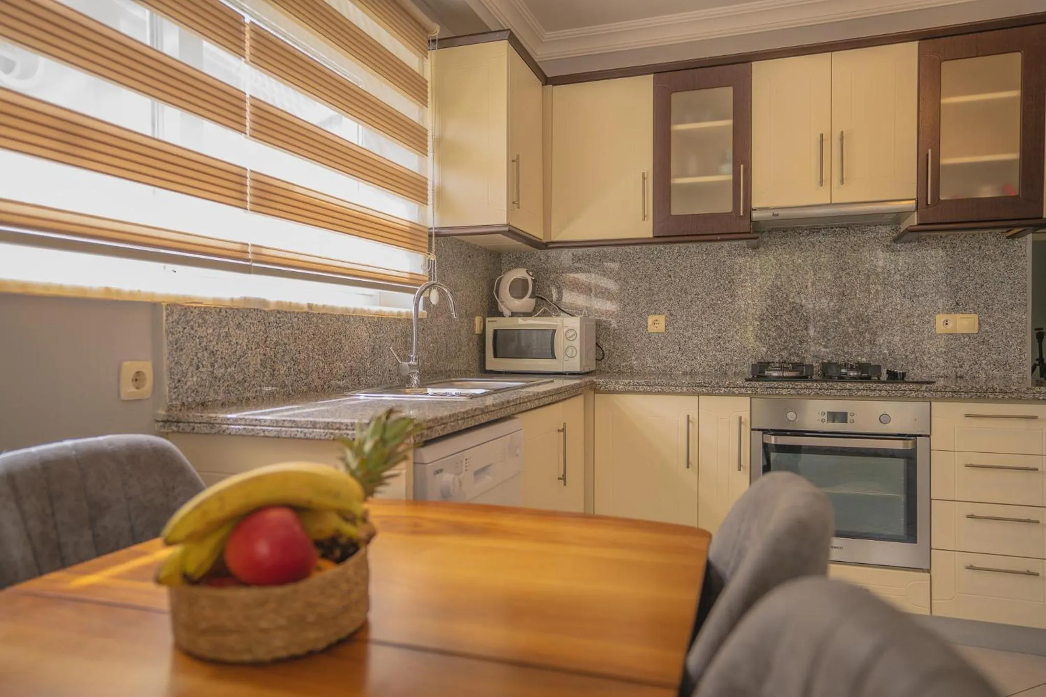Kitchen or kitchenette in Sunset Beach Resort Aqua Lettings