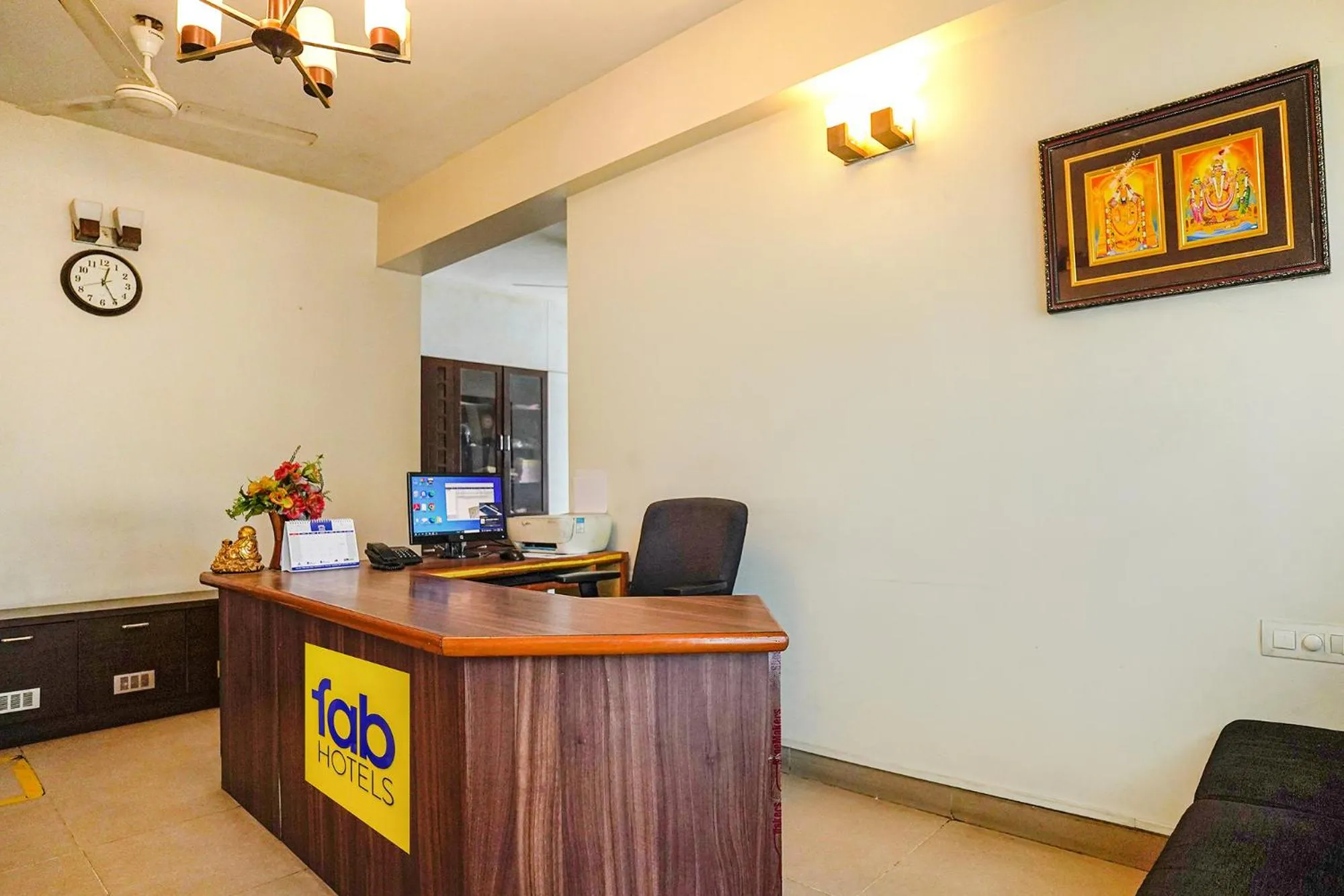 Lobby or reception in FabHotel Home Tree Service Apartment - Nr Anna Tower