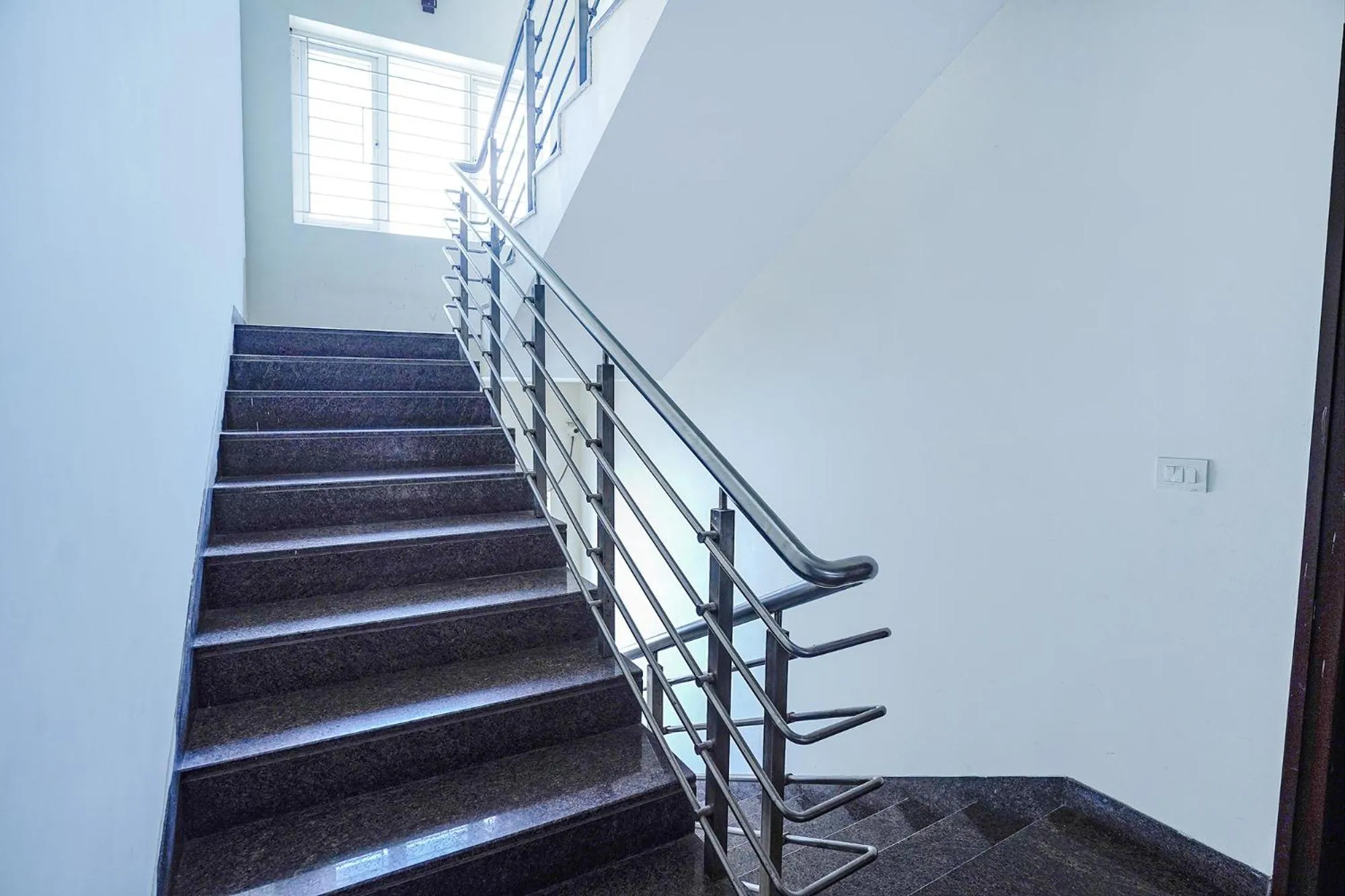 Lobby or reception in FabHotel Home Tree Service Apartment - Nr Anna Tower