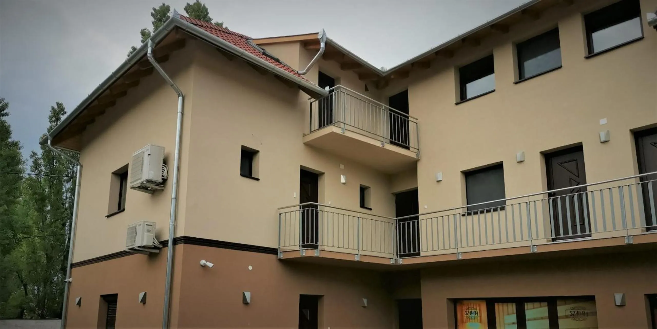 Property building in Termál Apartmanház