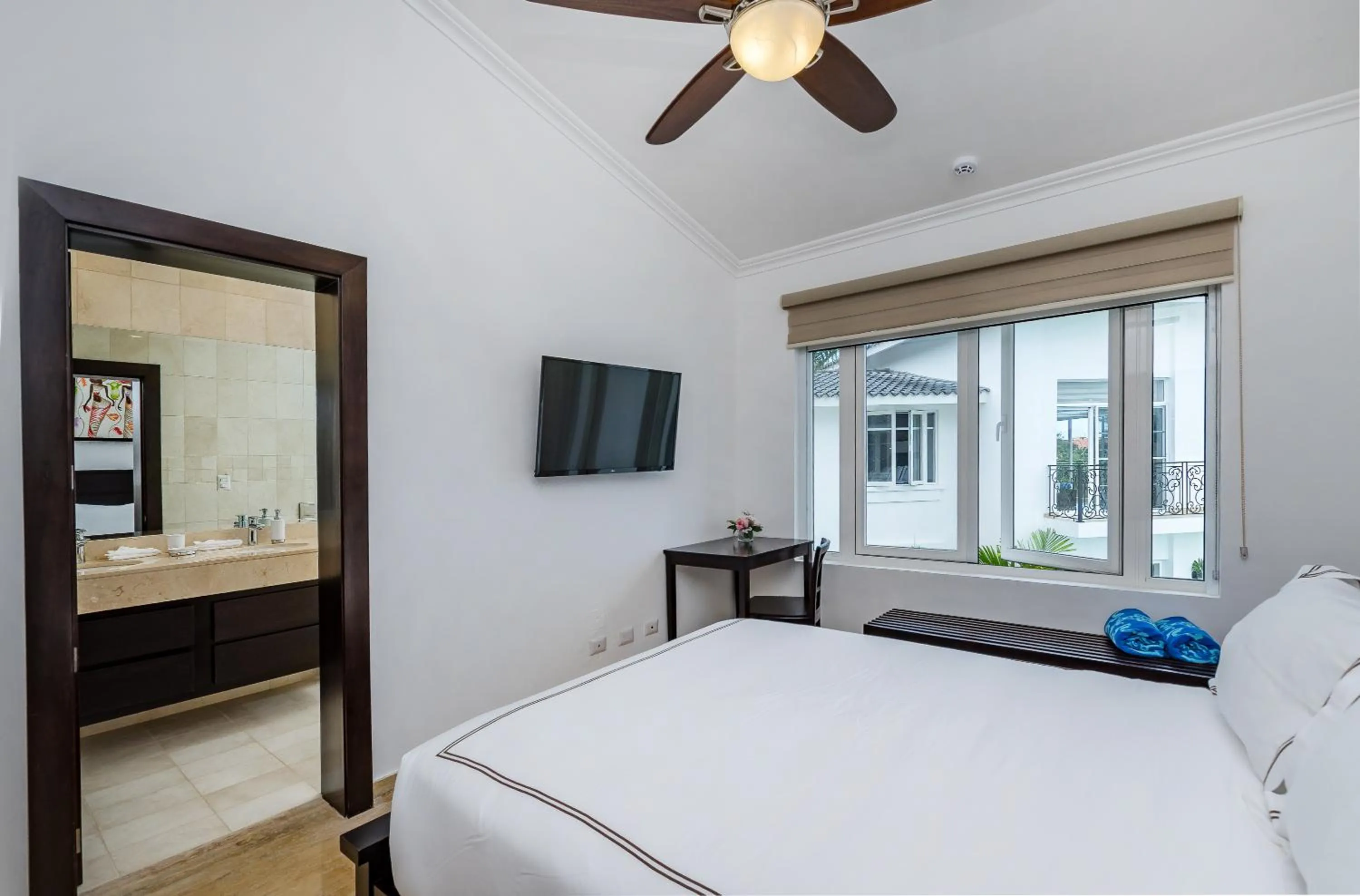 Bed in Amazing Private Villa with Chef and Maids