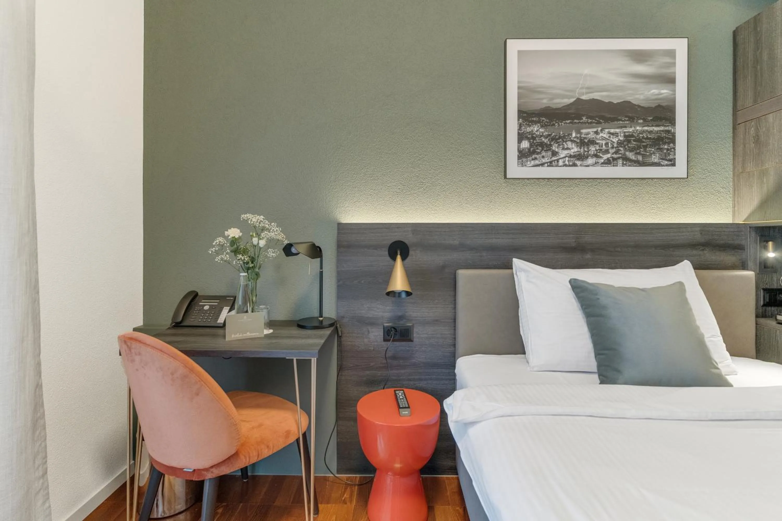 Bed in Waldstätterhof Swiss Quality Hotel