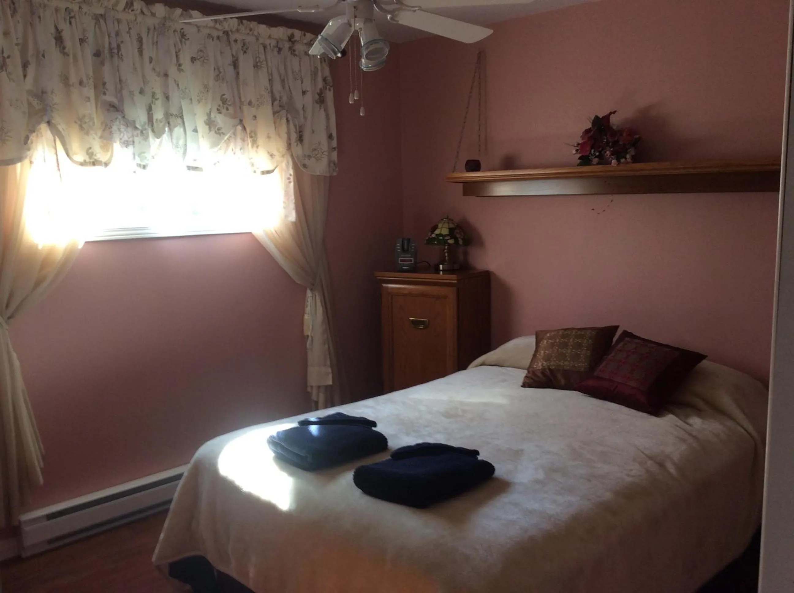 Property building, Bed in Chez Lulu et Lutin