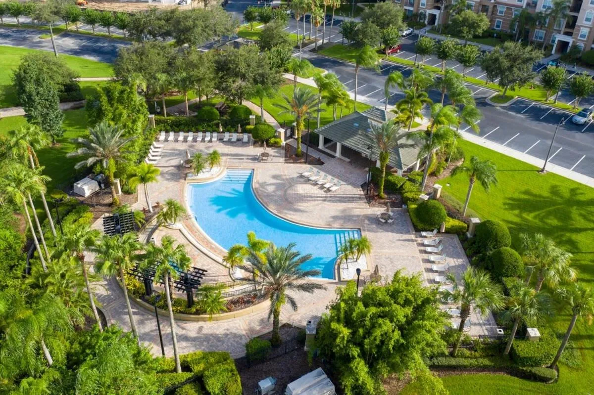 Magnificent 2 Bedroom Apartment Vista Cay Resort 107