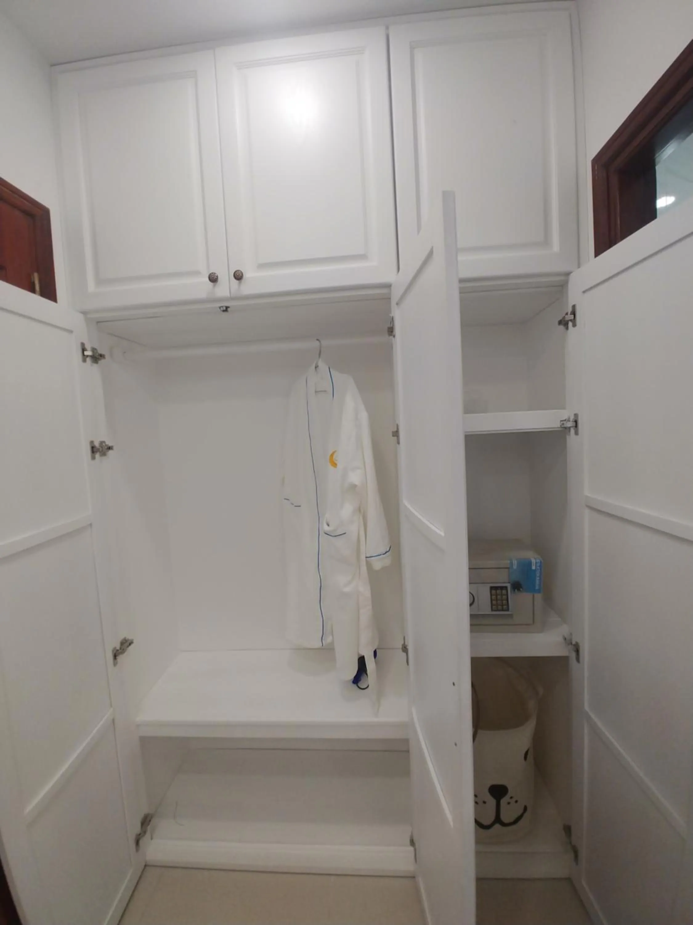 Other in Luna Oriental